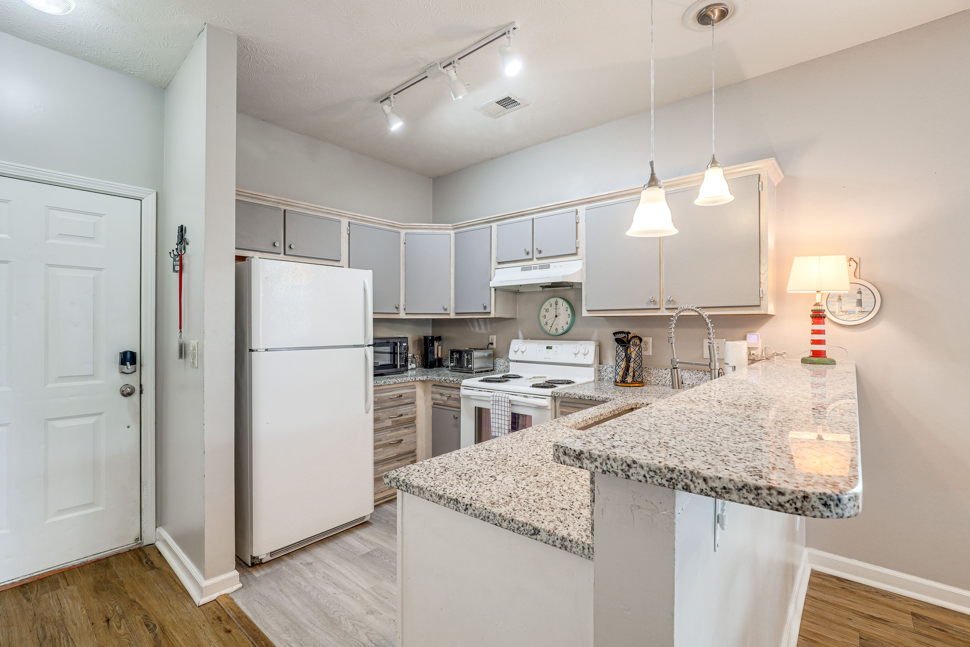 Kitchen | Dishware/Flatware | Cooking Basics