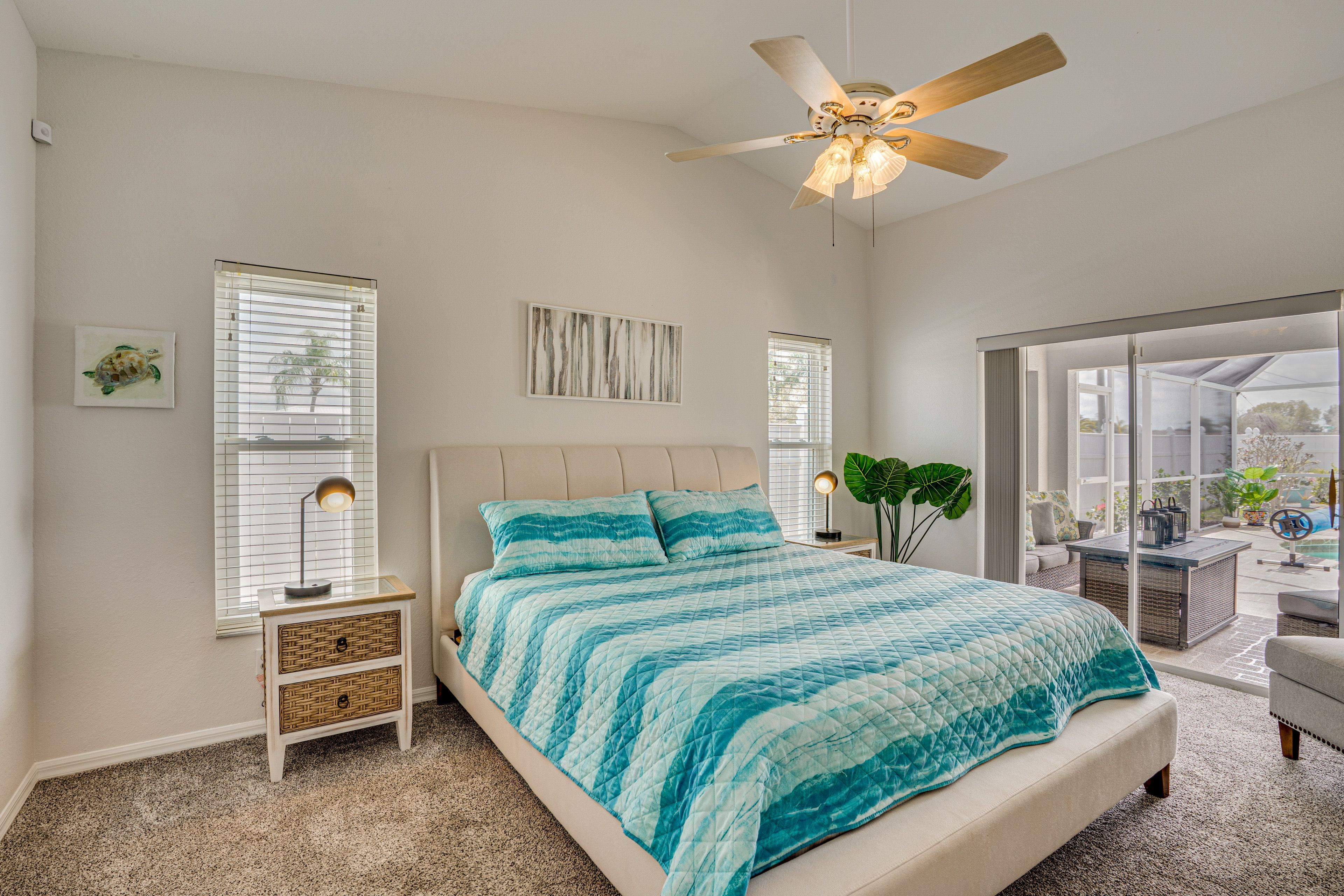 Bedroom 1 | King Bed