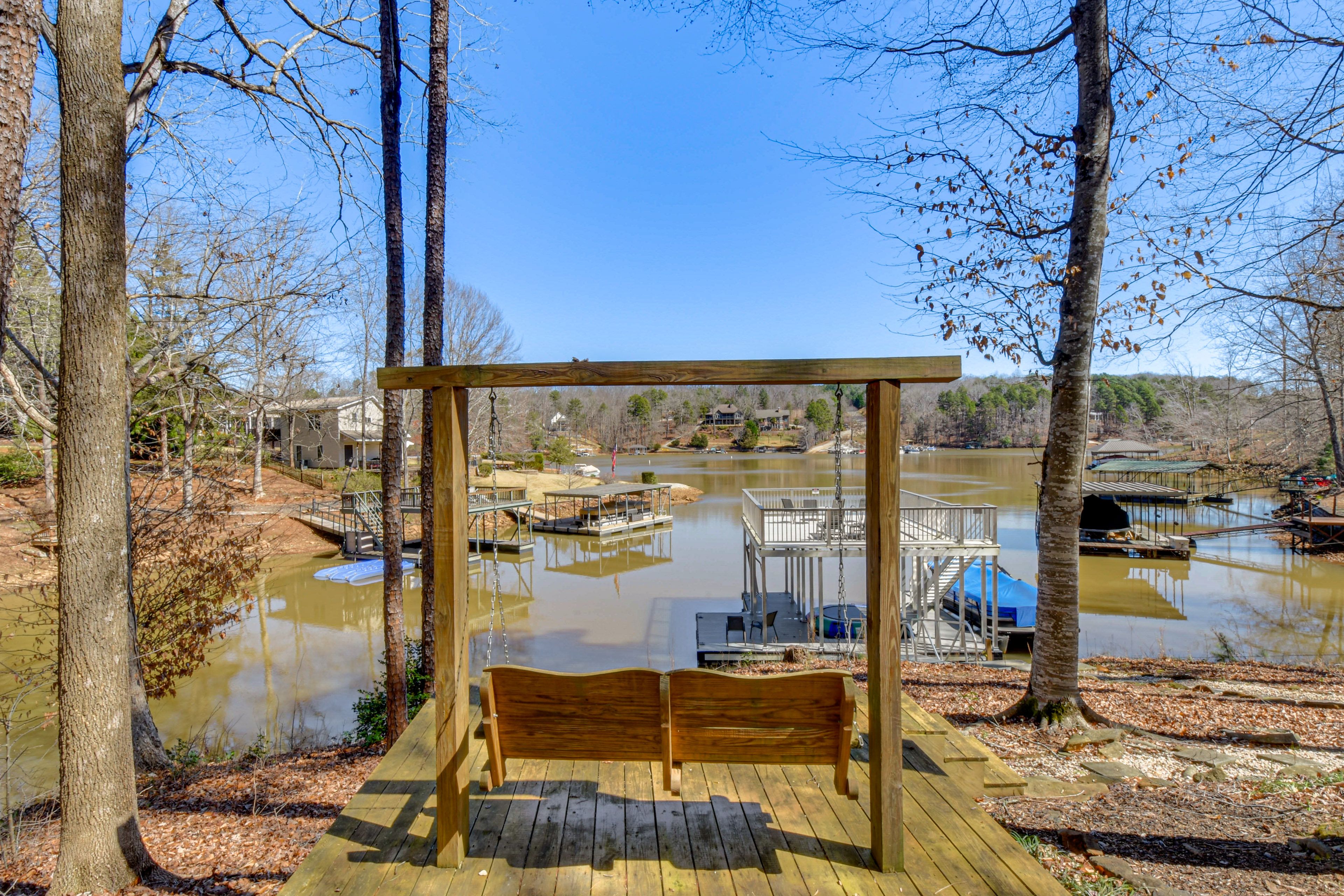 West Union Vacation Rental | 4BR | 3BA | 1,800 Sq Ft