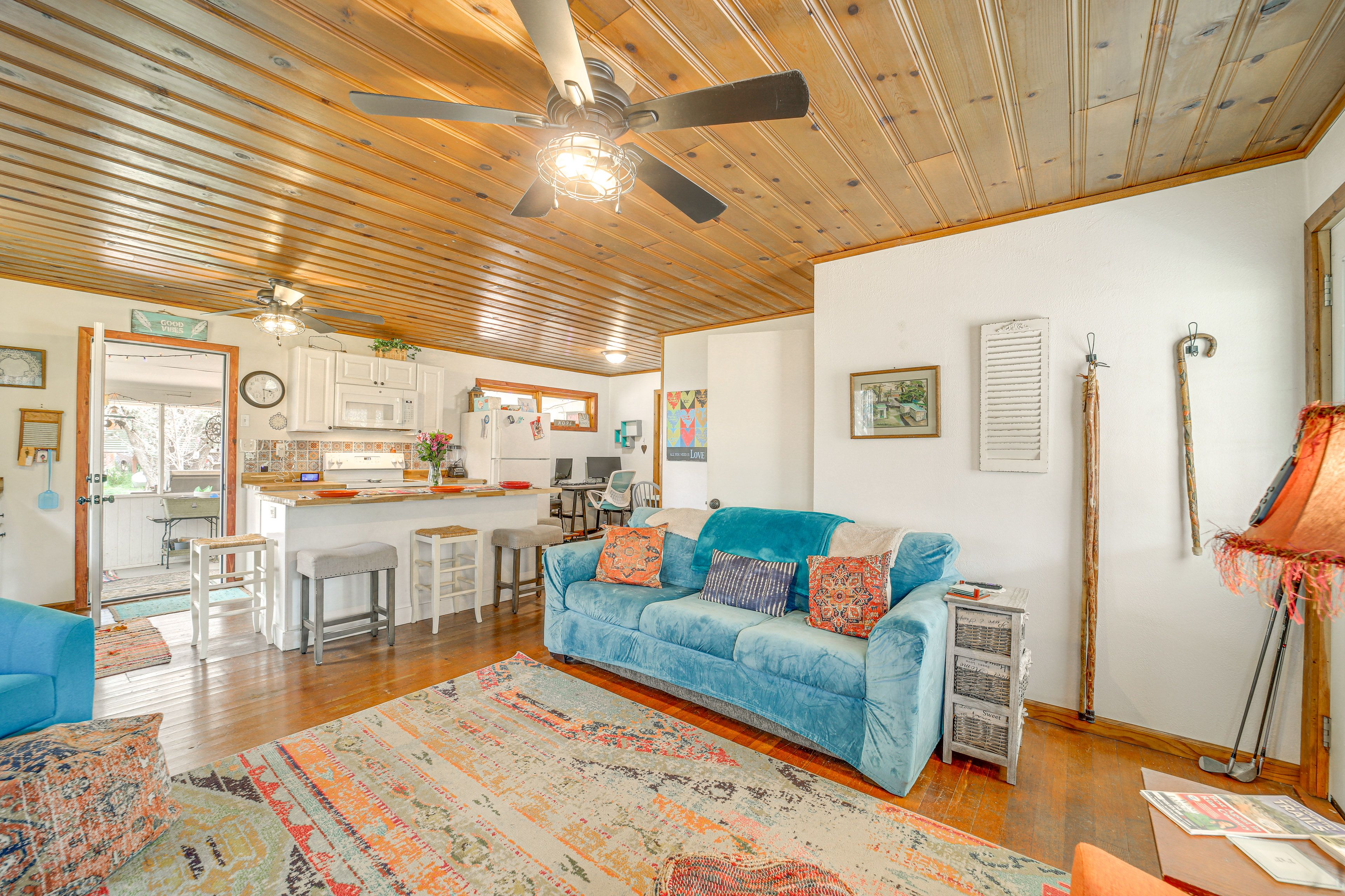 Living Room | Wood Fireplace | Smart TV