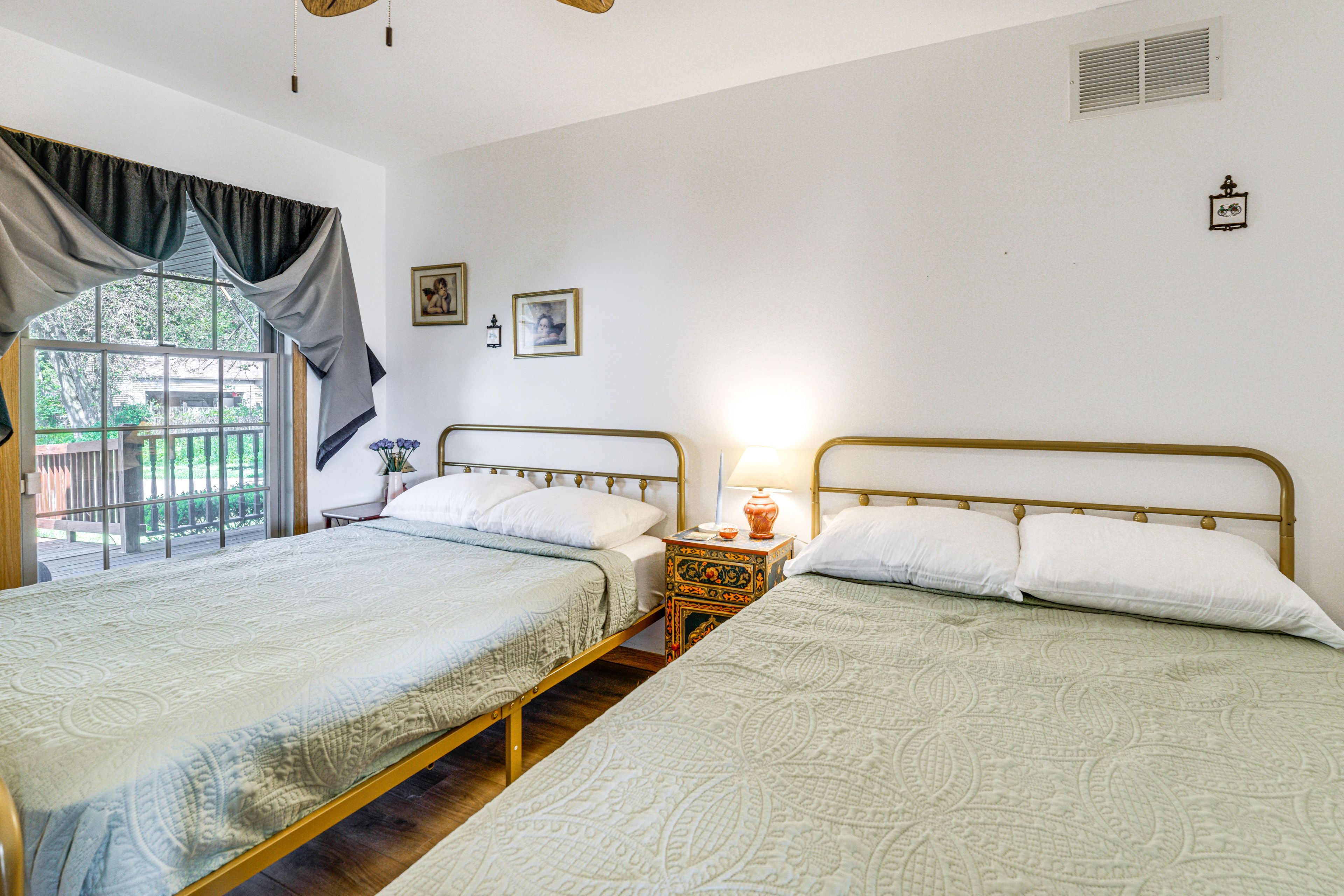 Bedroom 2 | 1st Floor | 2 Full Beds