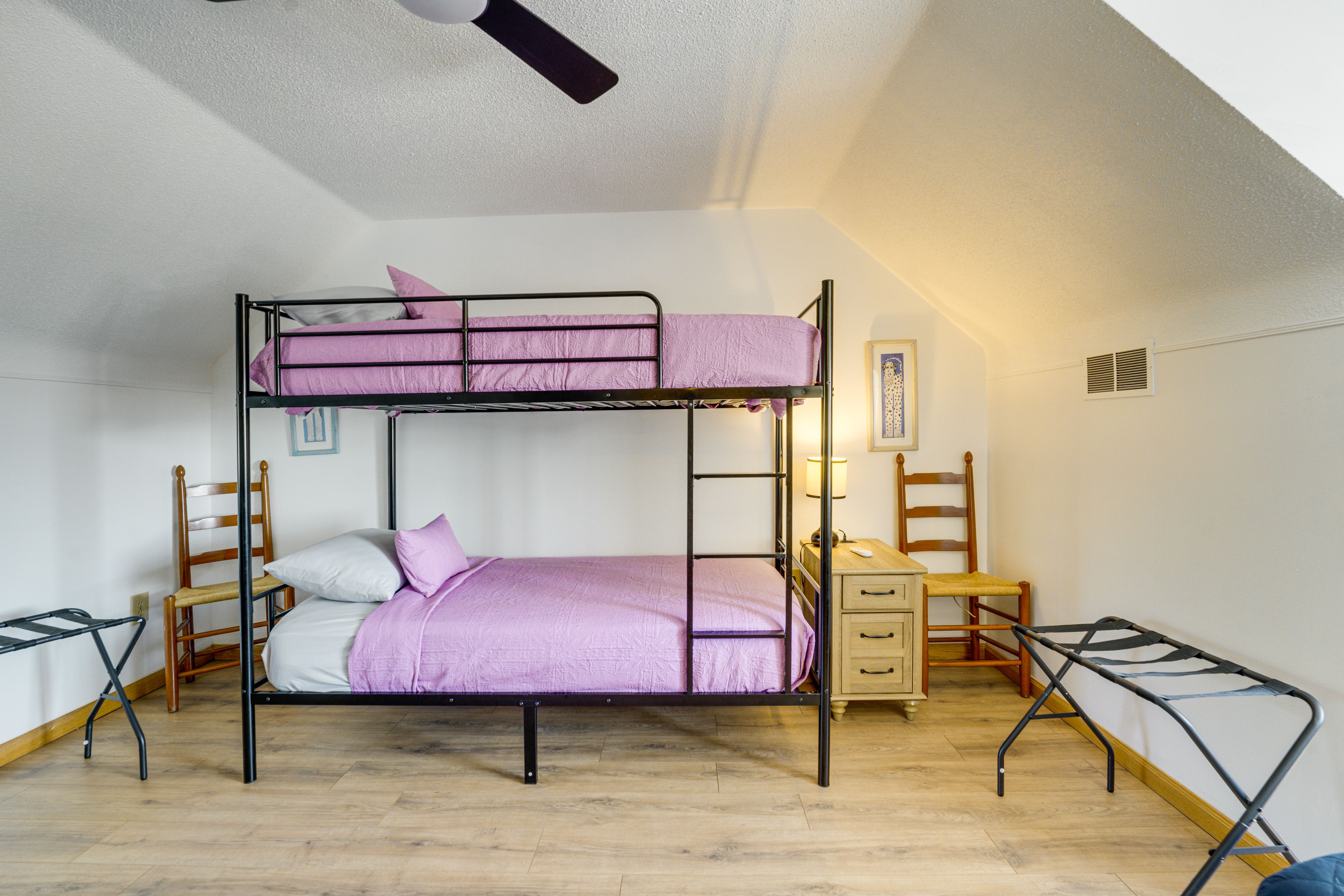 Bedroom 4 | 2nd Floor | Twin Bunk Bed | 2 Full Beds
