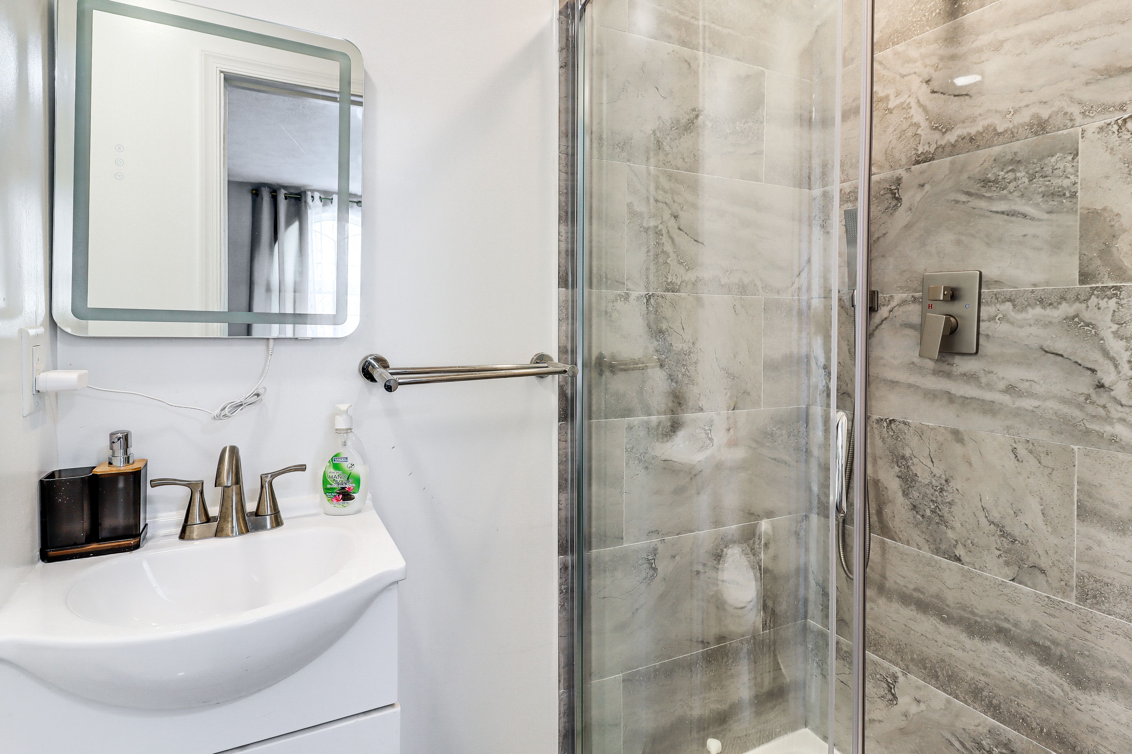 En-Suite Bathroom | 2nd Floor