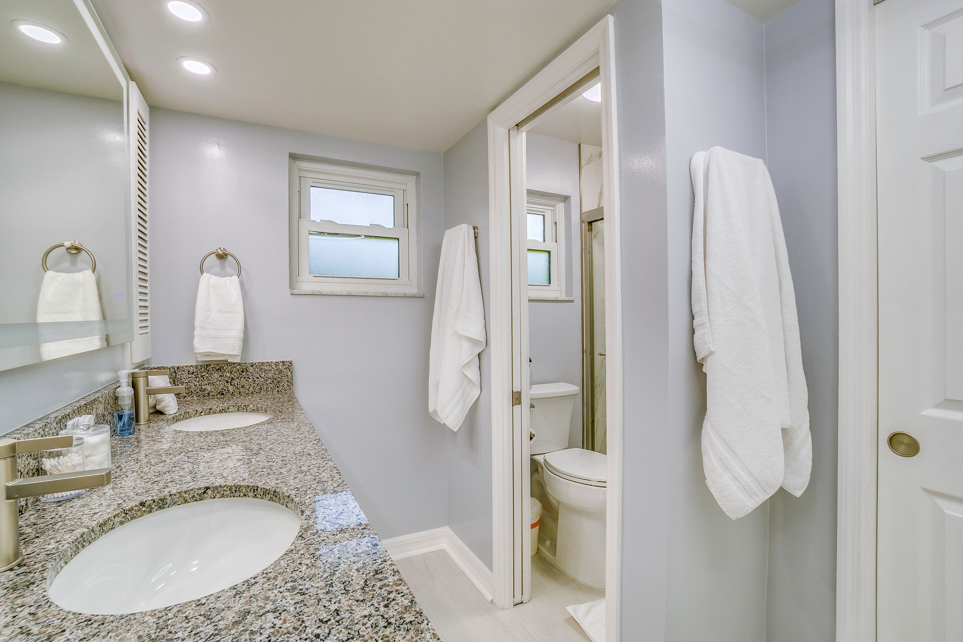 Full Bathroom