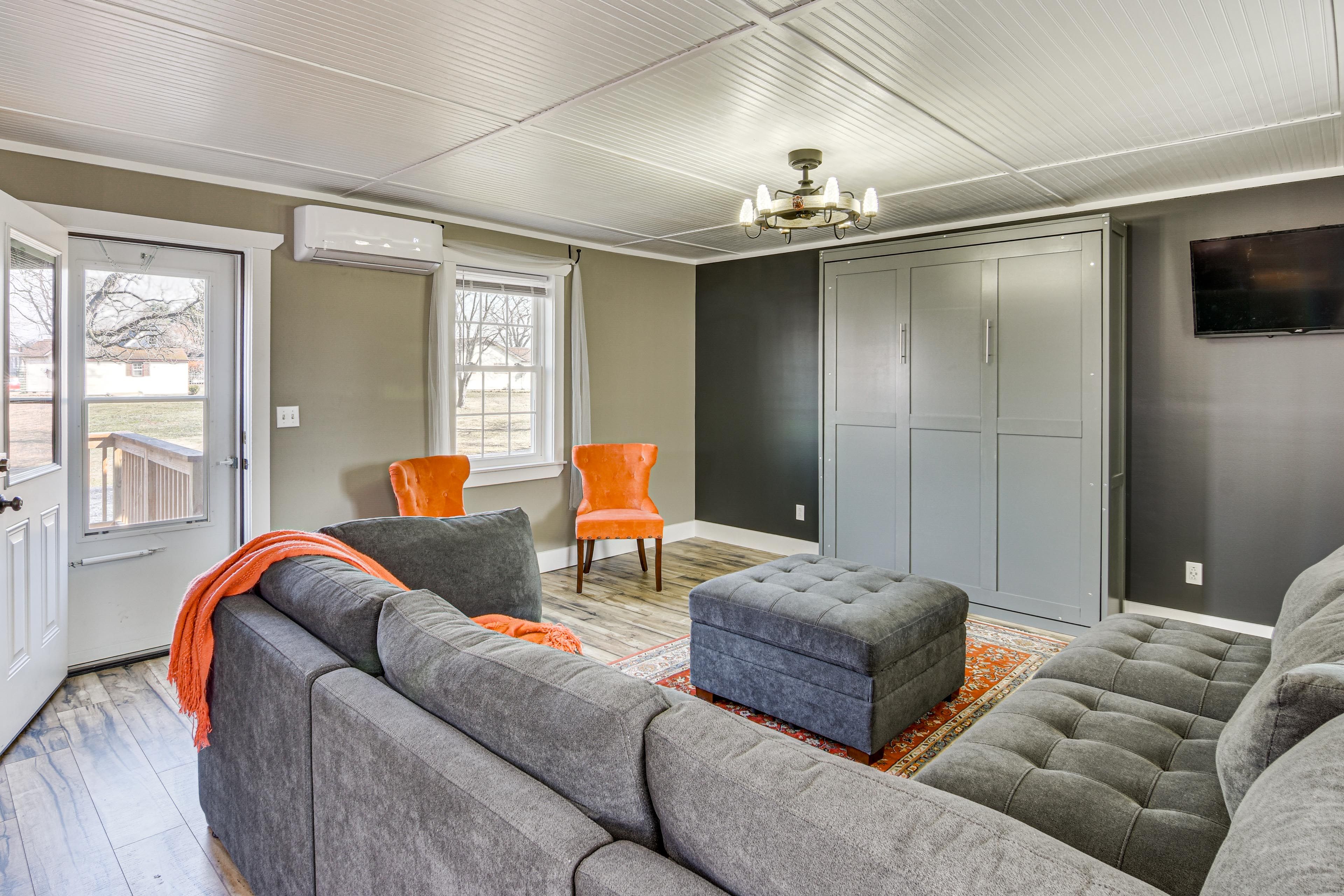 Living Room | Queen Murphy Bed | 1st Floor