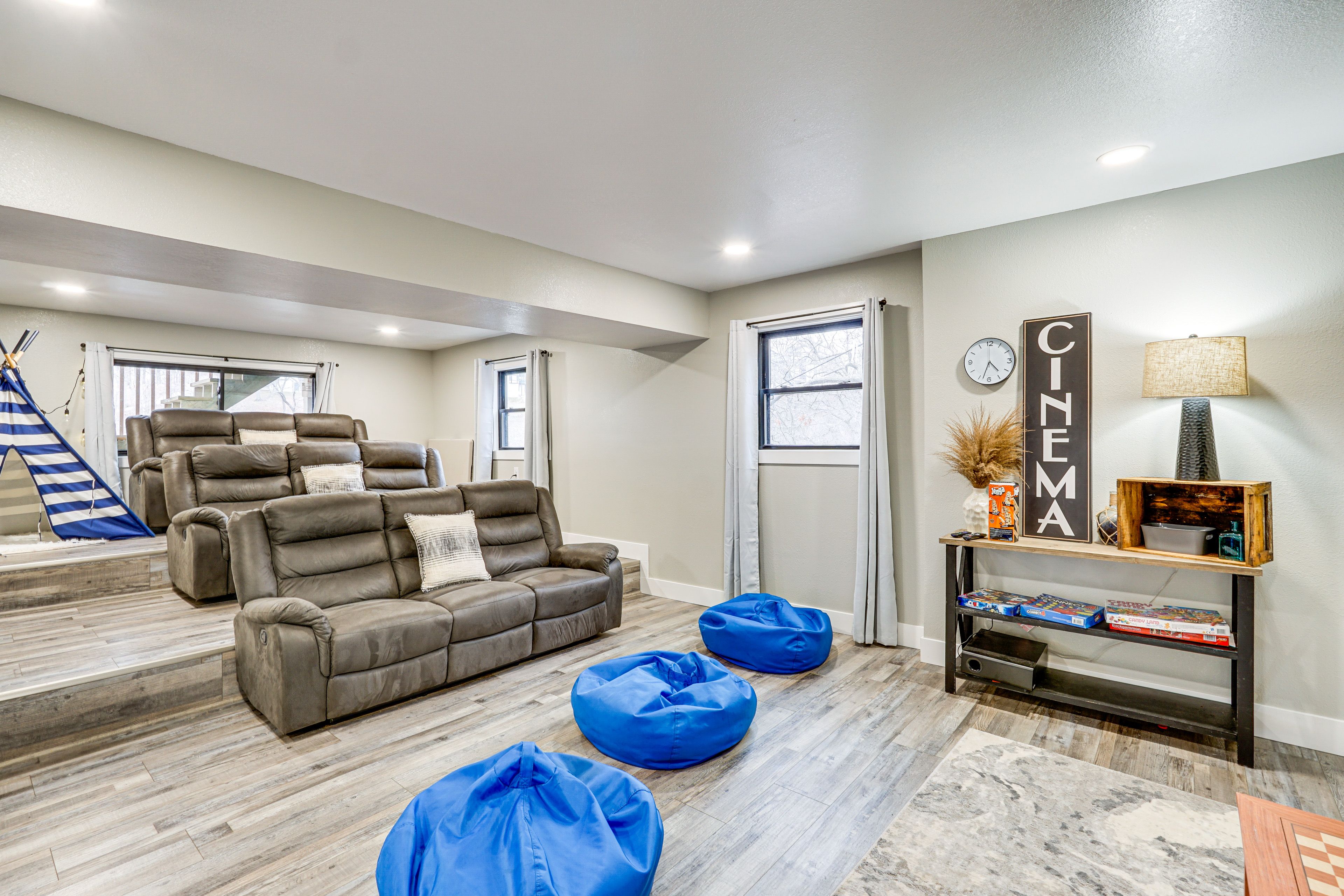 Theater Room | Recliner Seating