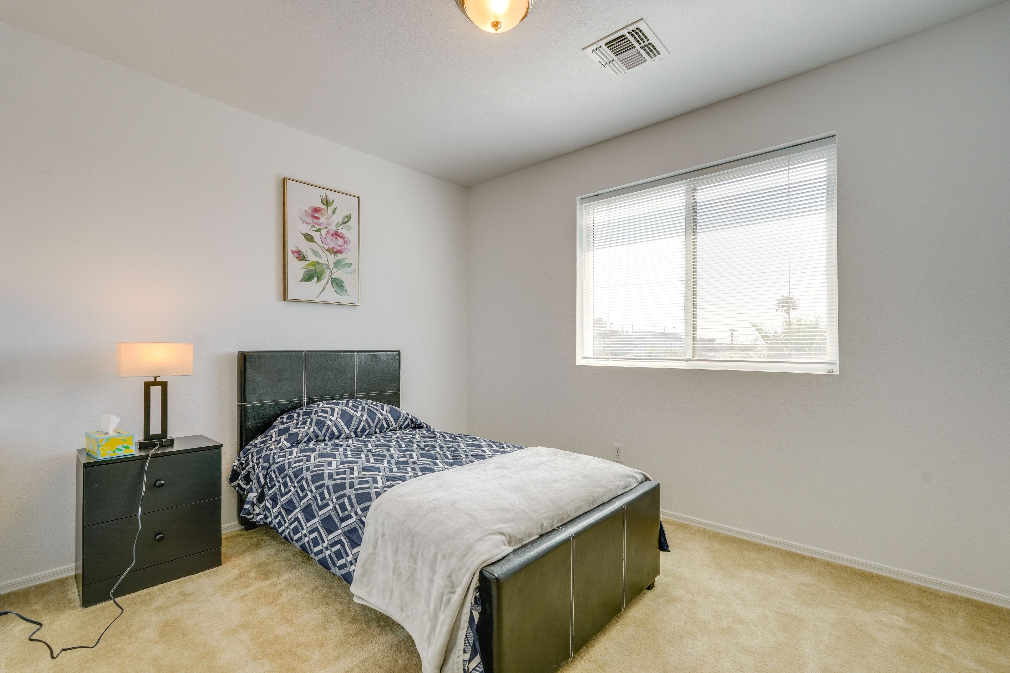Bedroom 3 | Twin Bed | 3rd Floor