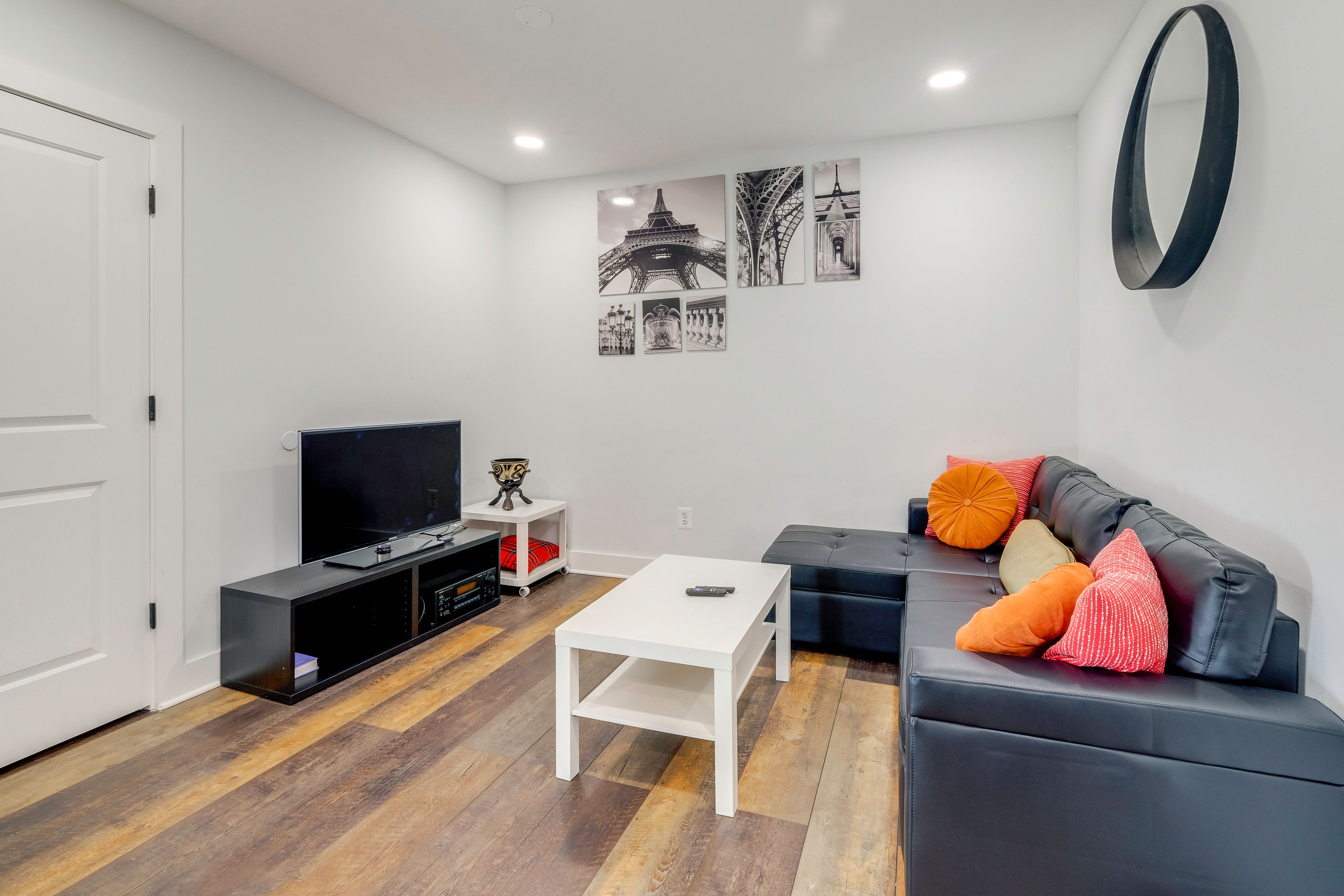 Living Room | Full Sleeper Sofa