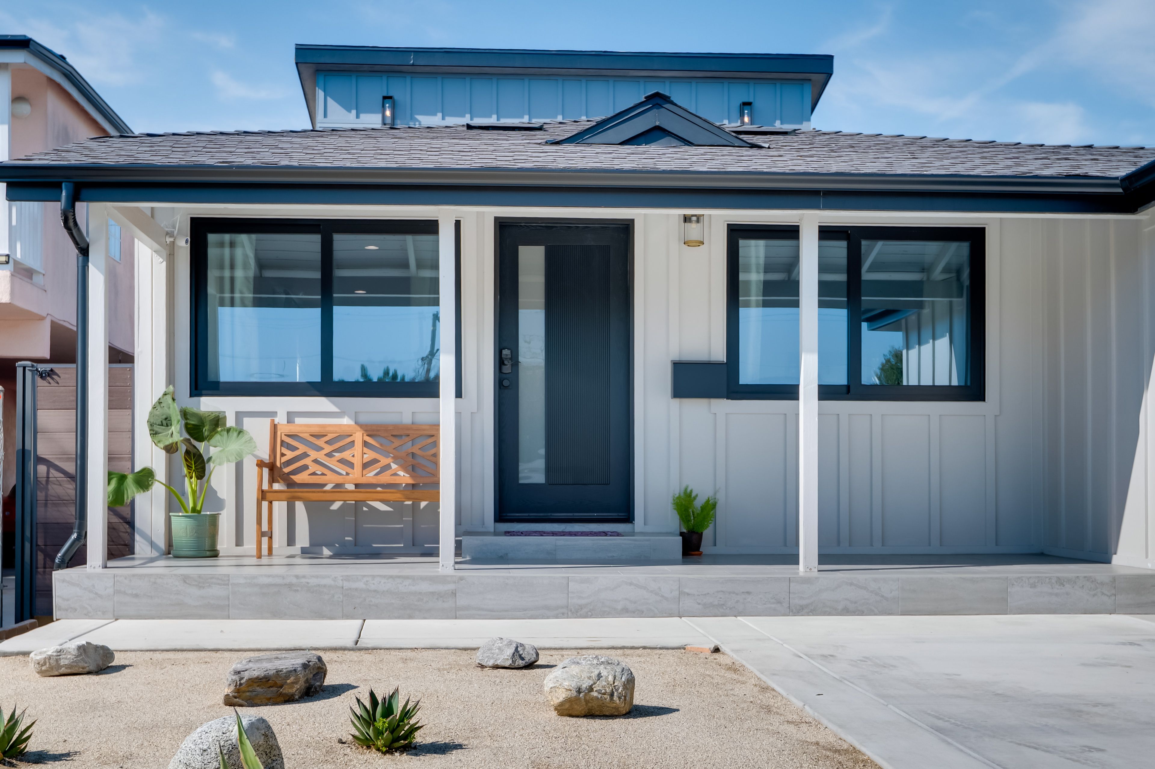 Property Exterior | Driveway (1 Vehicle)