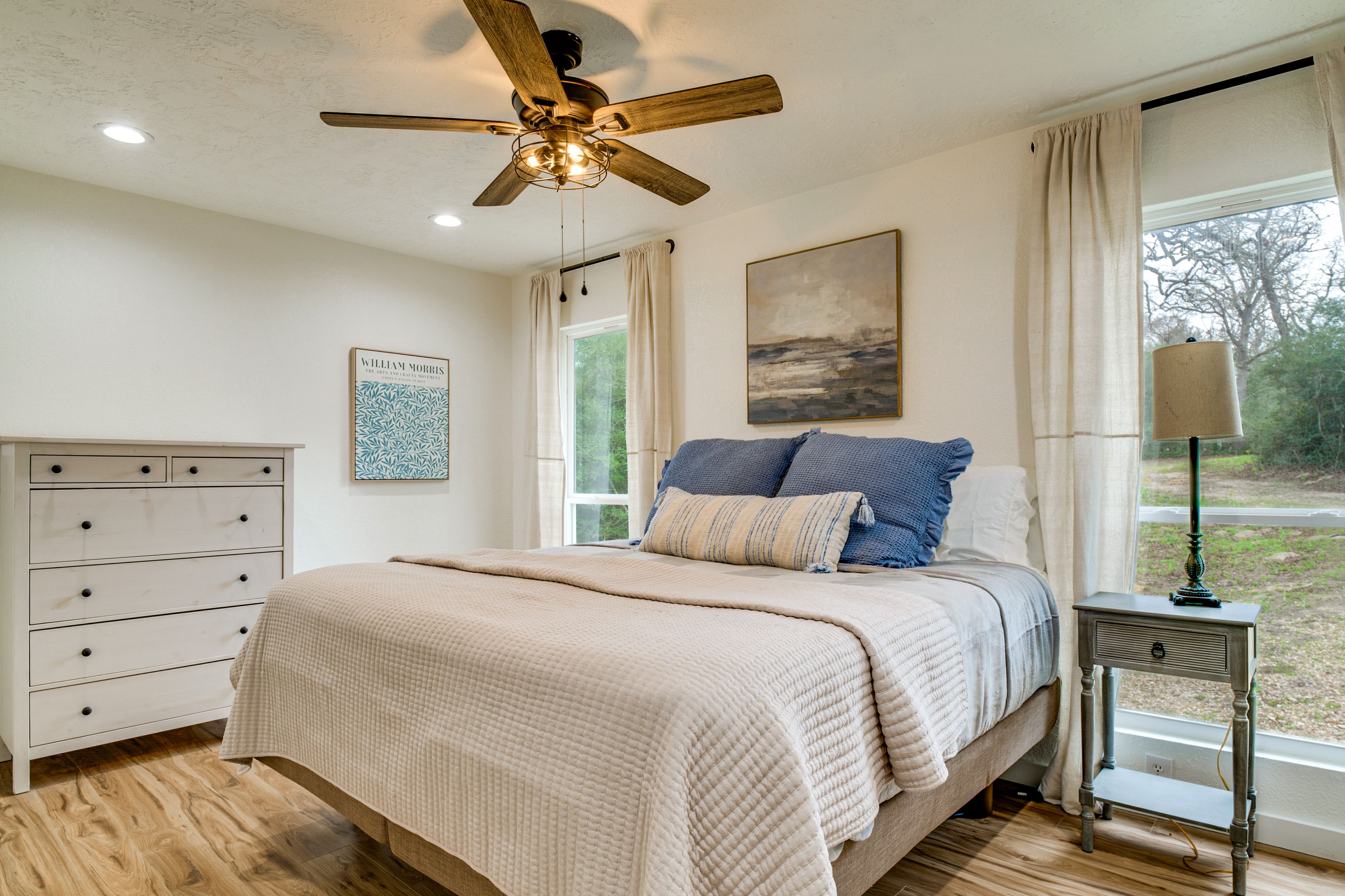 Bedroom 2 | King Bed