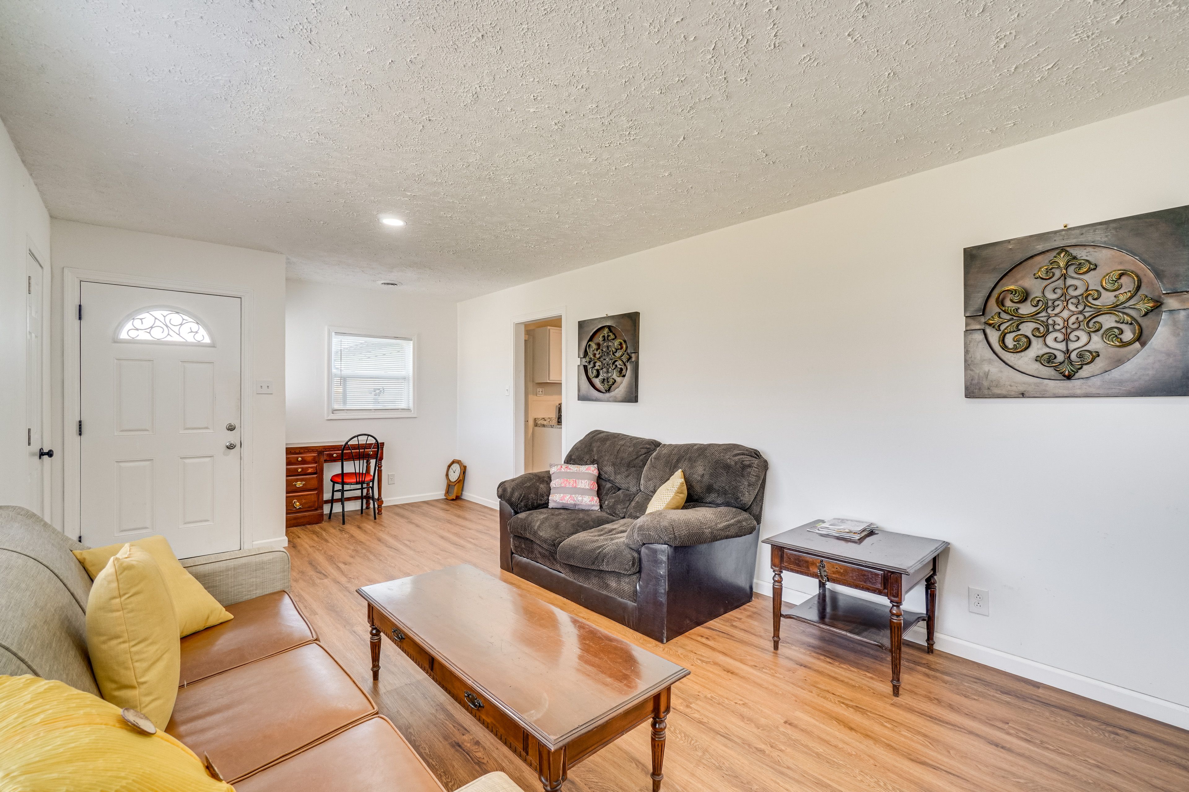 Living Room | Main Level