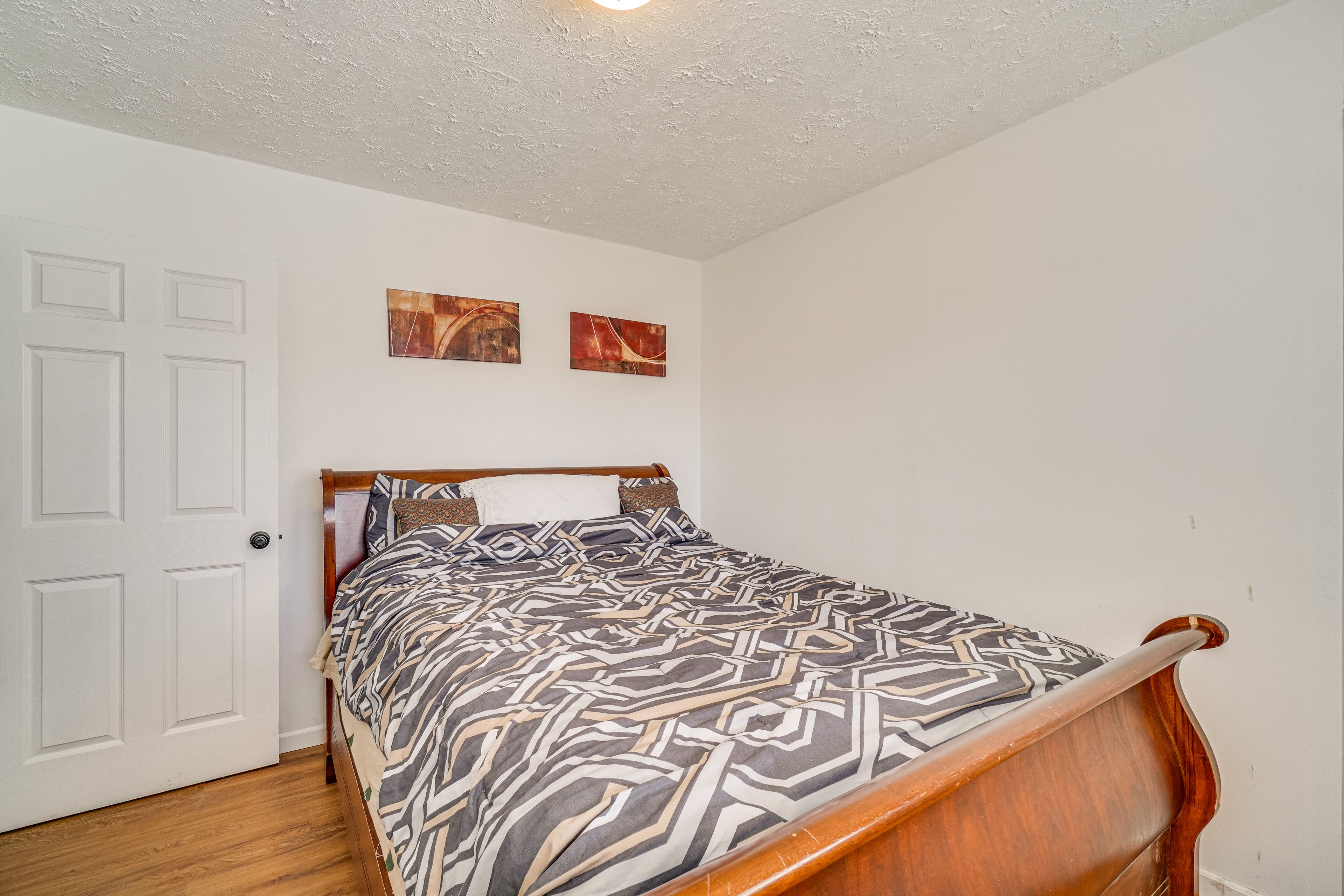 Bedroom 3 | Main Level | Queen Bed