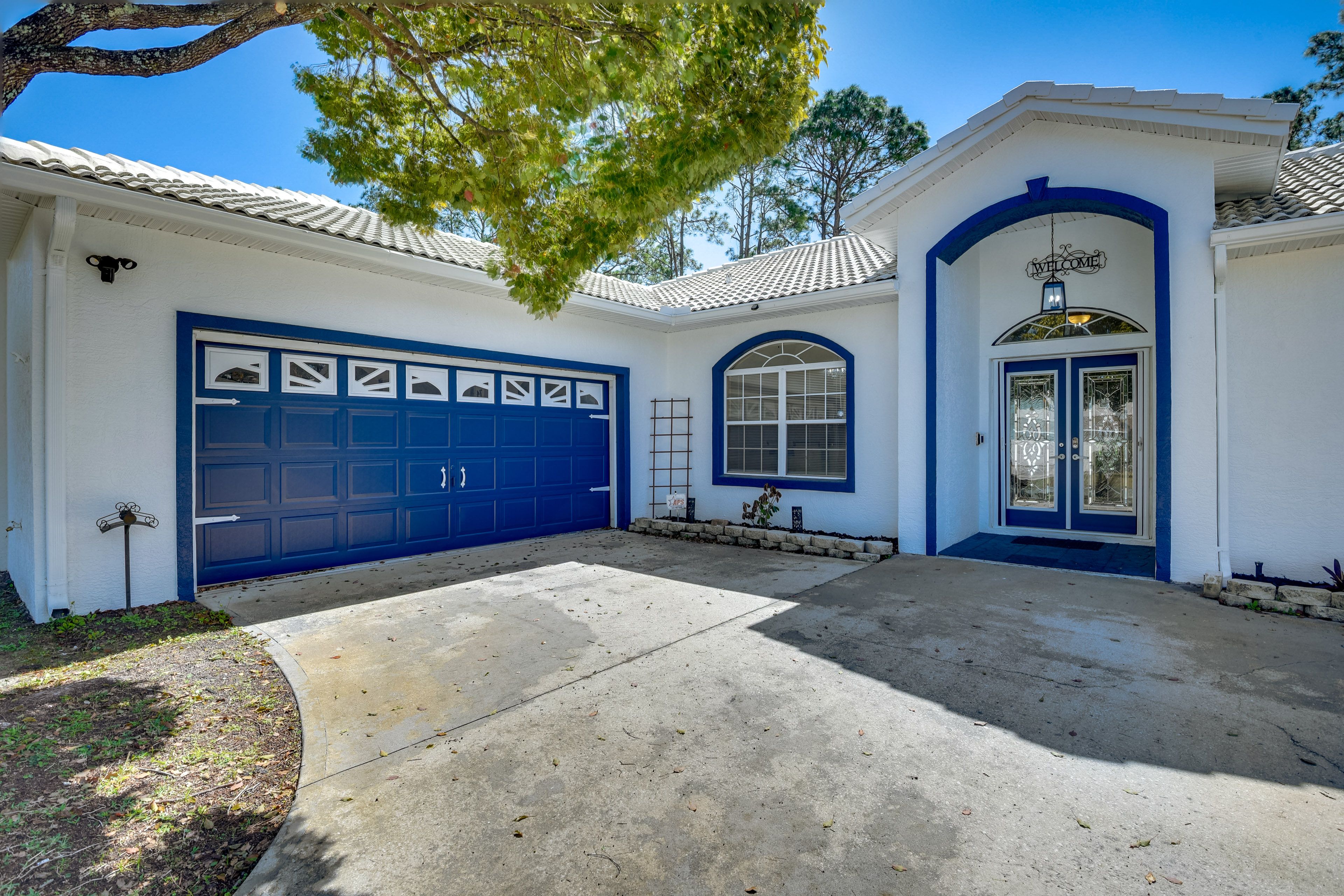 Parking | Driveway (2 Vehicles)