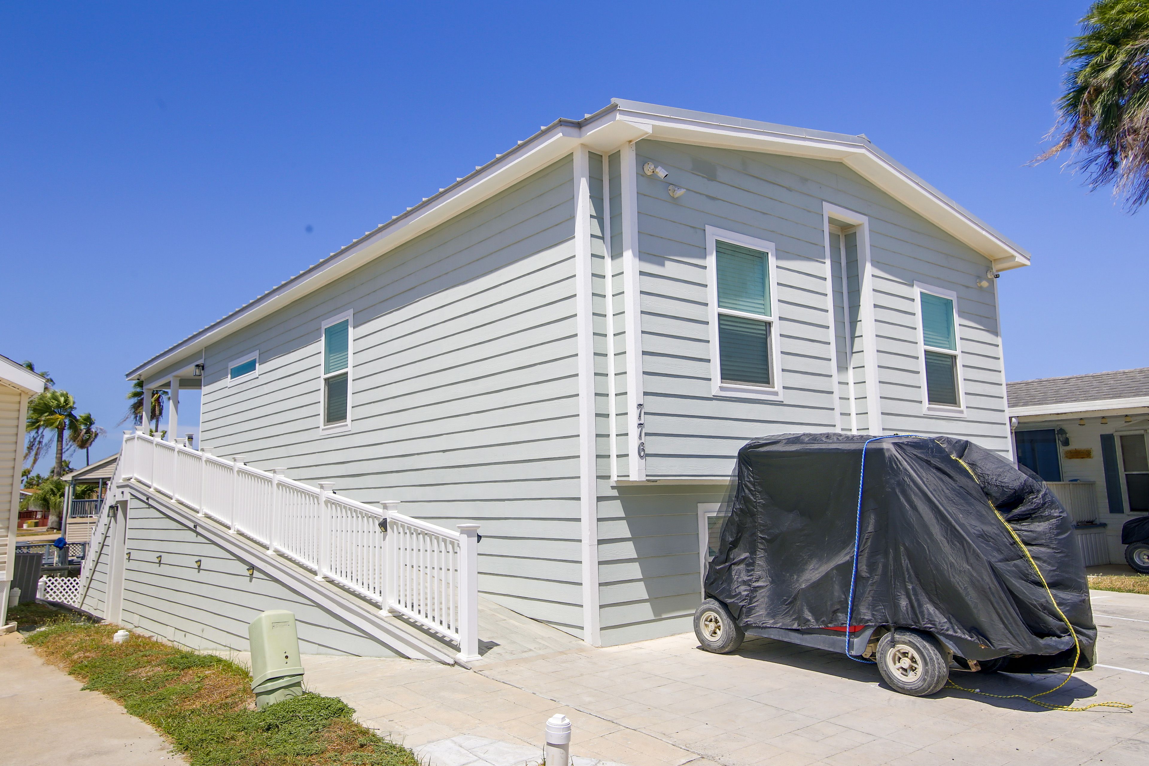 Driveway Parking | 2 Vehicles | Addt'l Parking Available w/ Fee