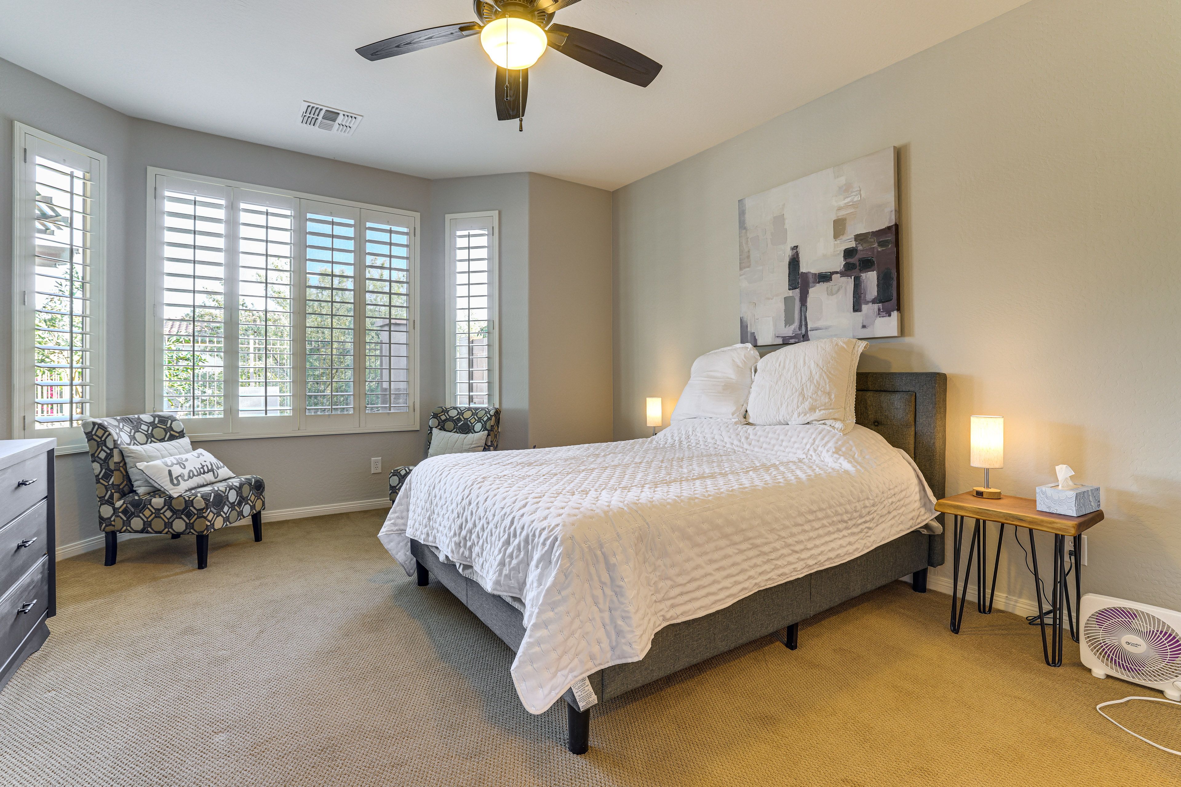 Bedroom 1 | Queen Bed