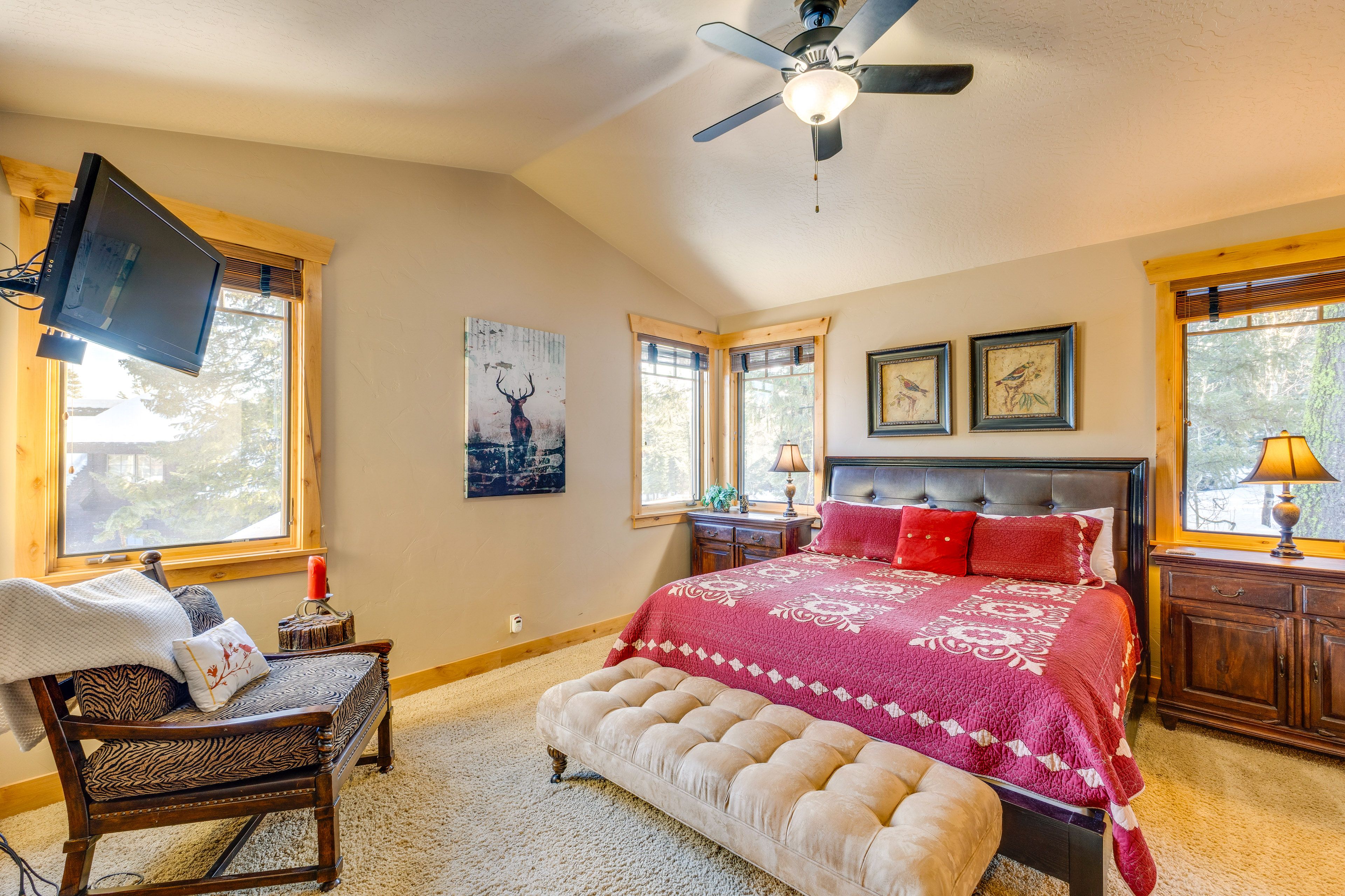 Bedroom 1 | 2nd Floor | King Bed