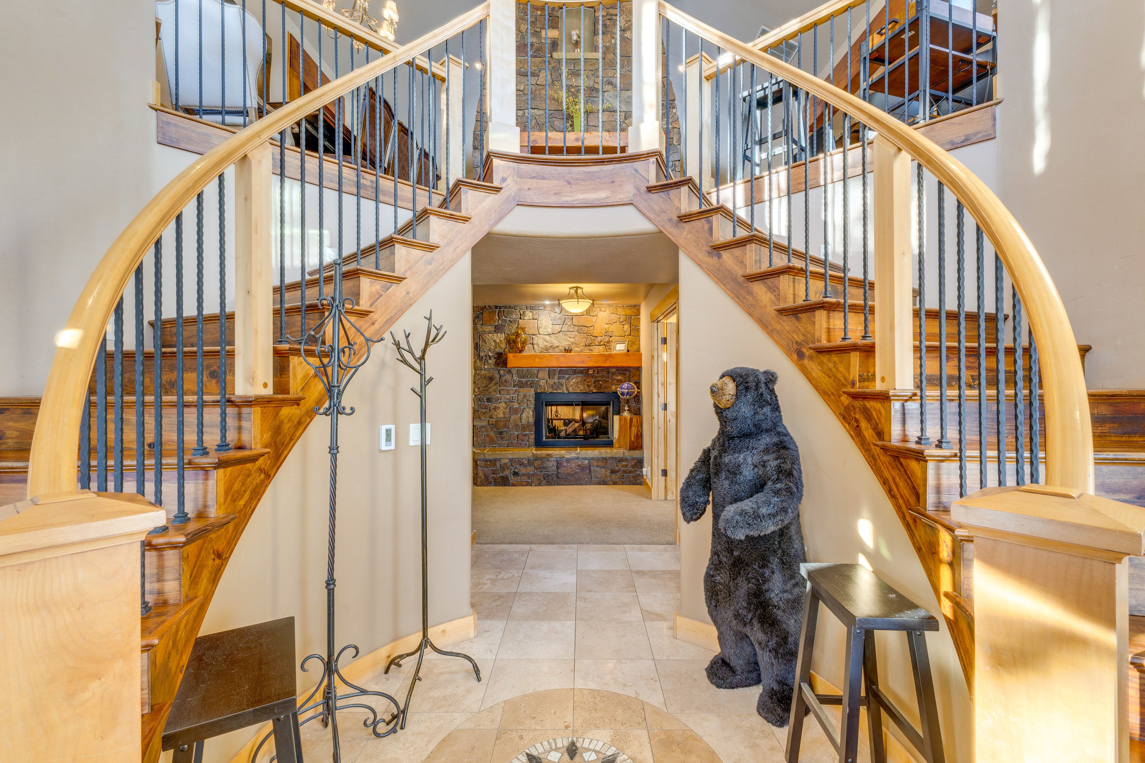 Donnelly Vacation Rental | 5BR | 3.5BA | 4,000 Sq Ft