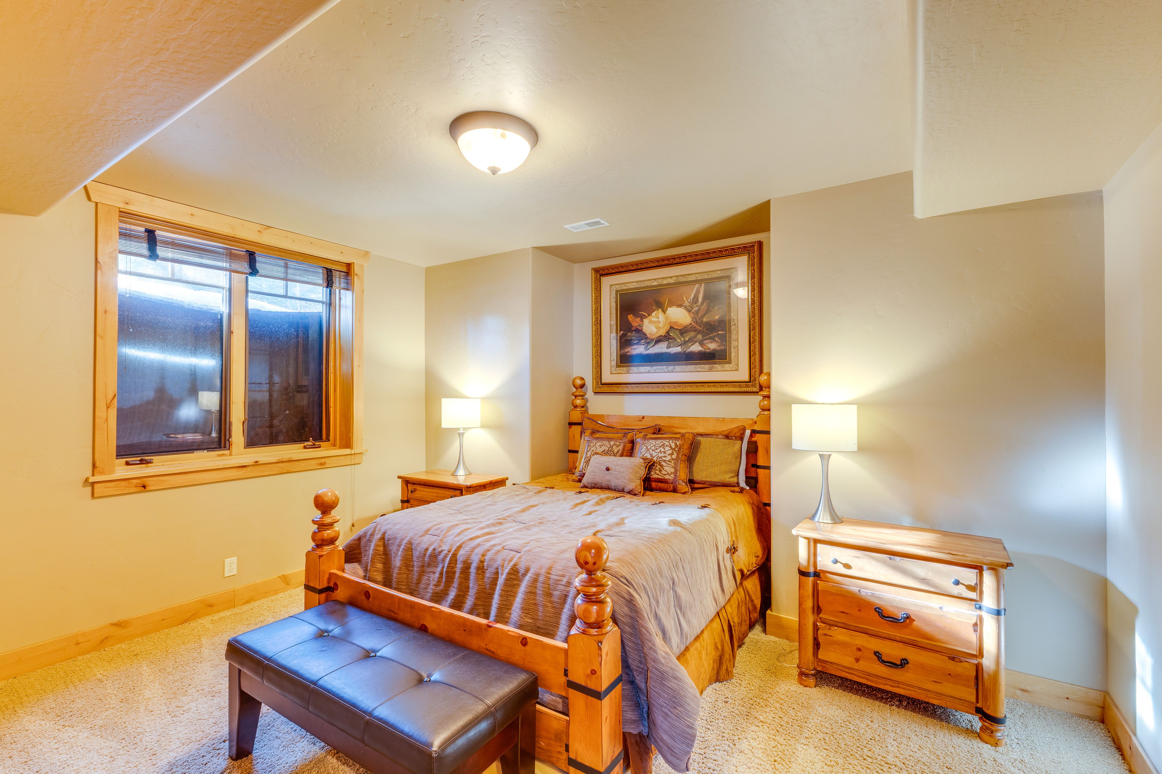 Bedroom 3 | 1st Floor | Queen Bed