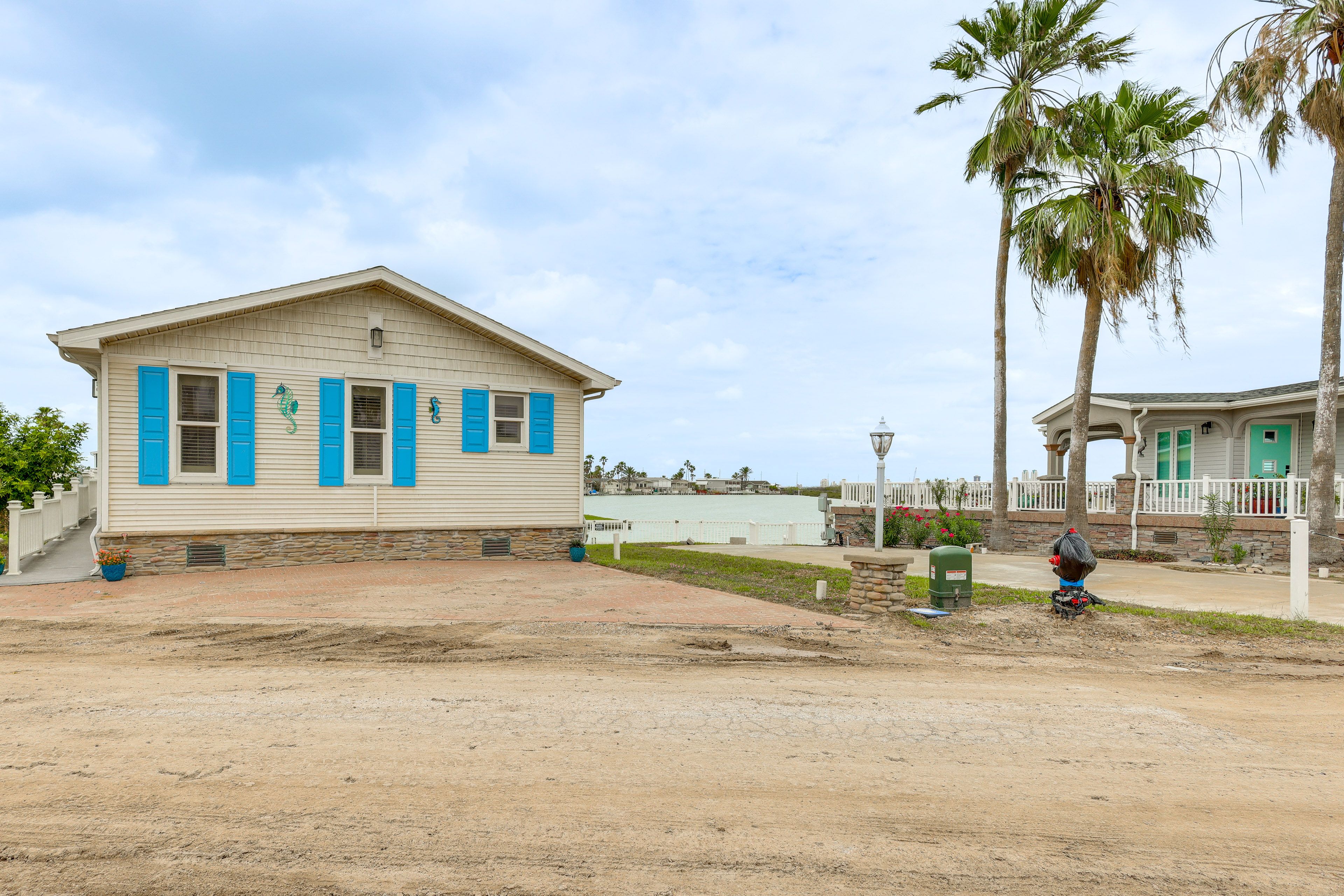 Driveway Parking (2 Small Vehicles or 1 Large Vehicle)