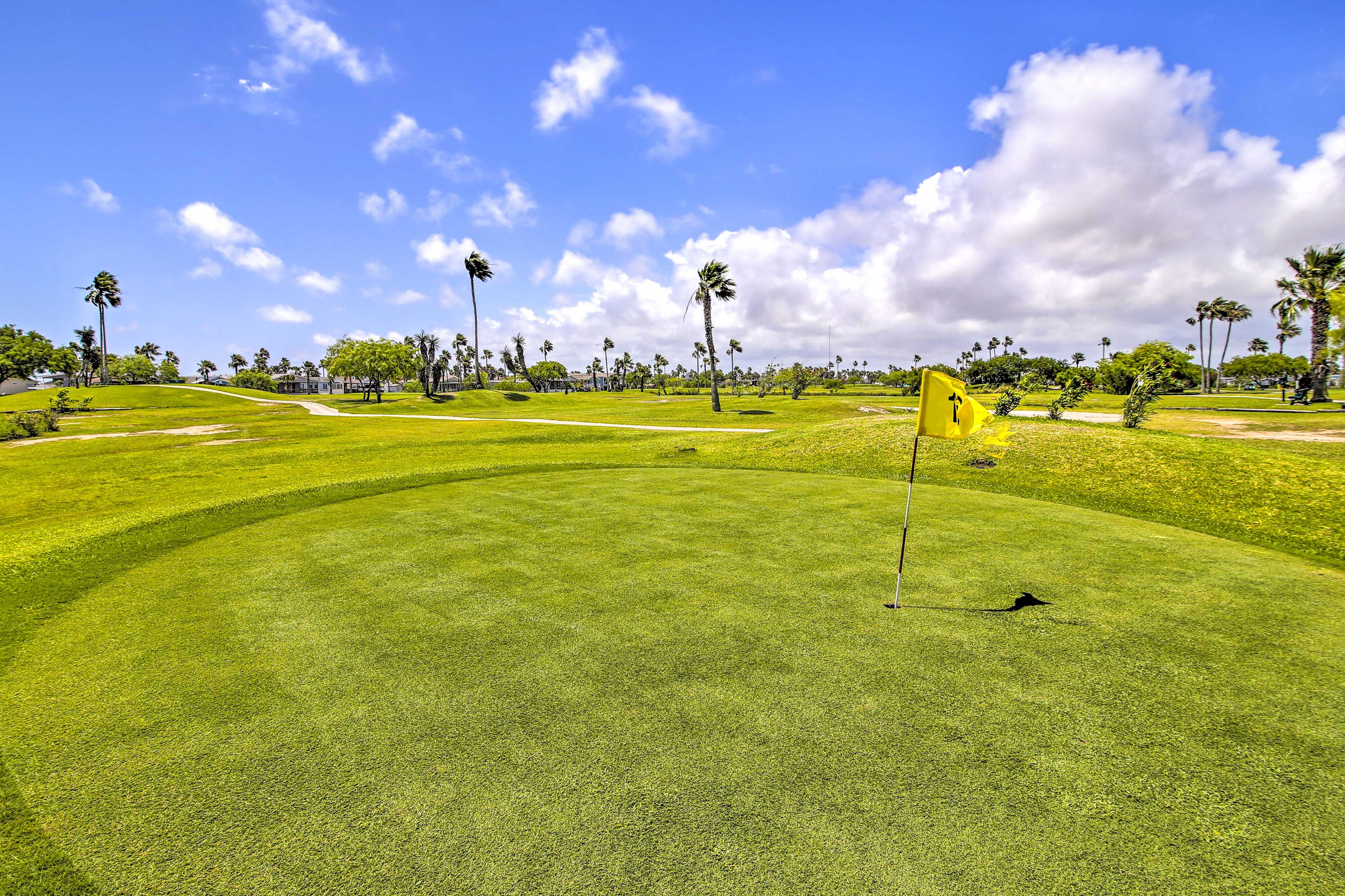 Long Island Village Community Amenities