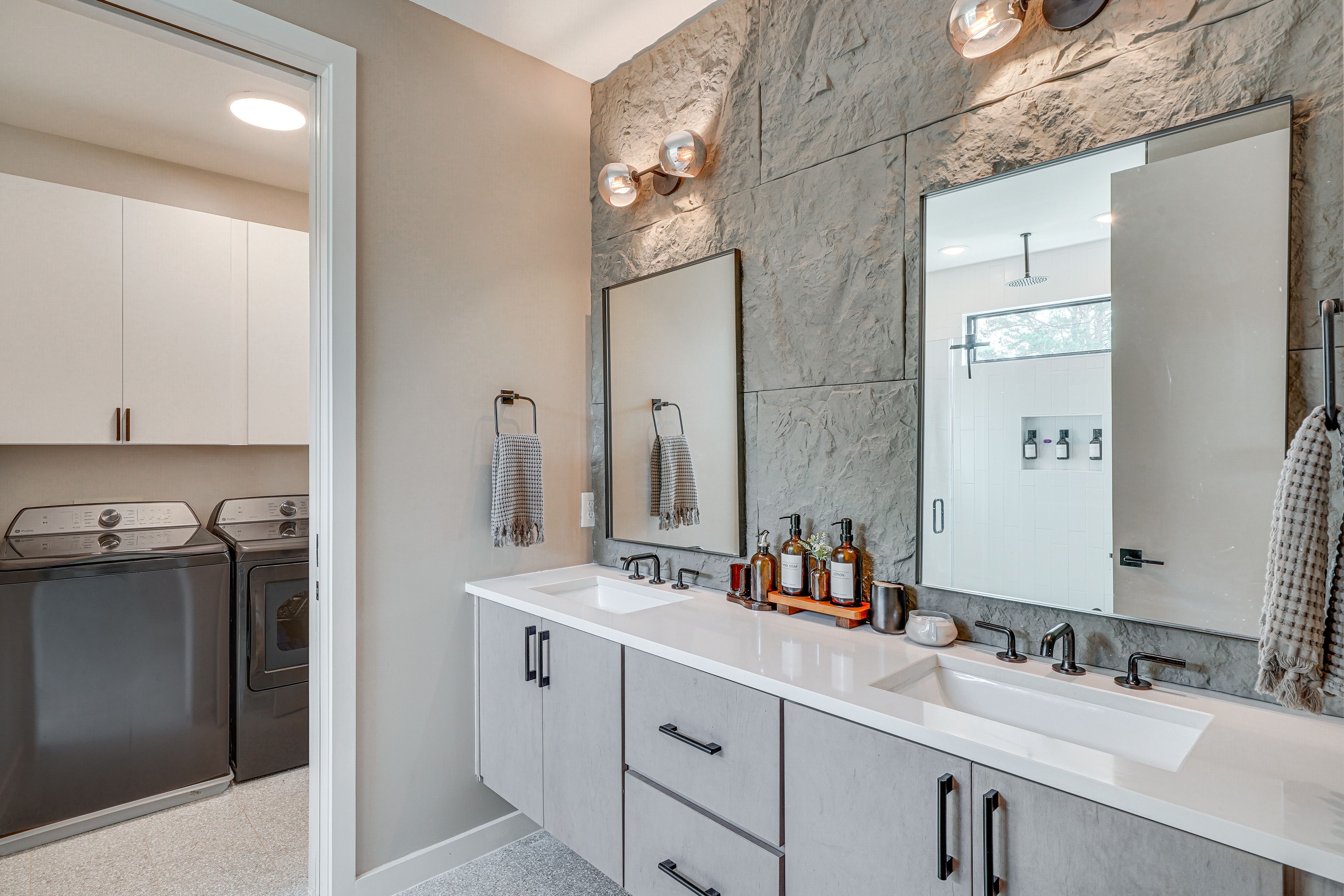 En-Suite Bathroom | 2nd Floor | Shower