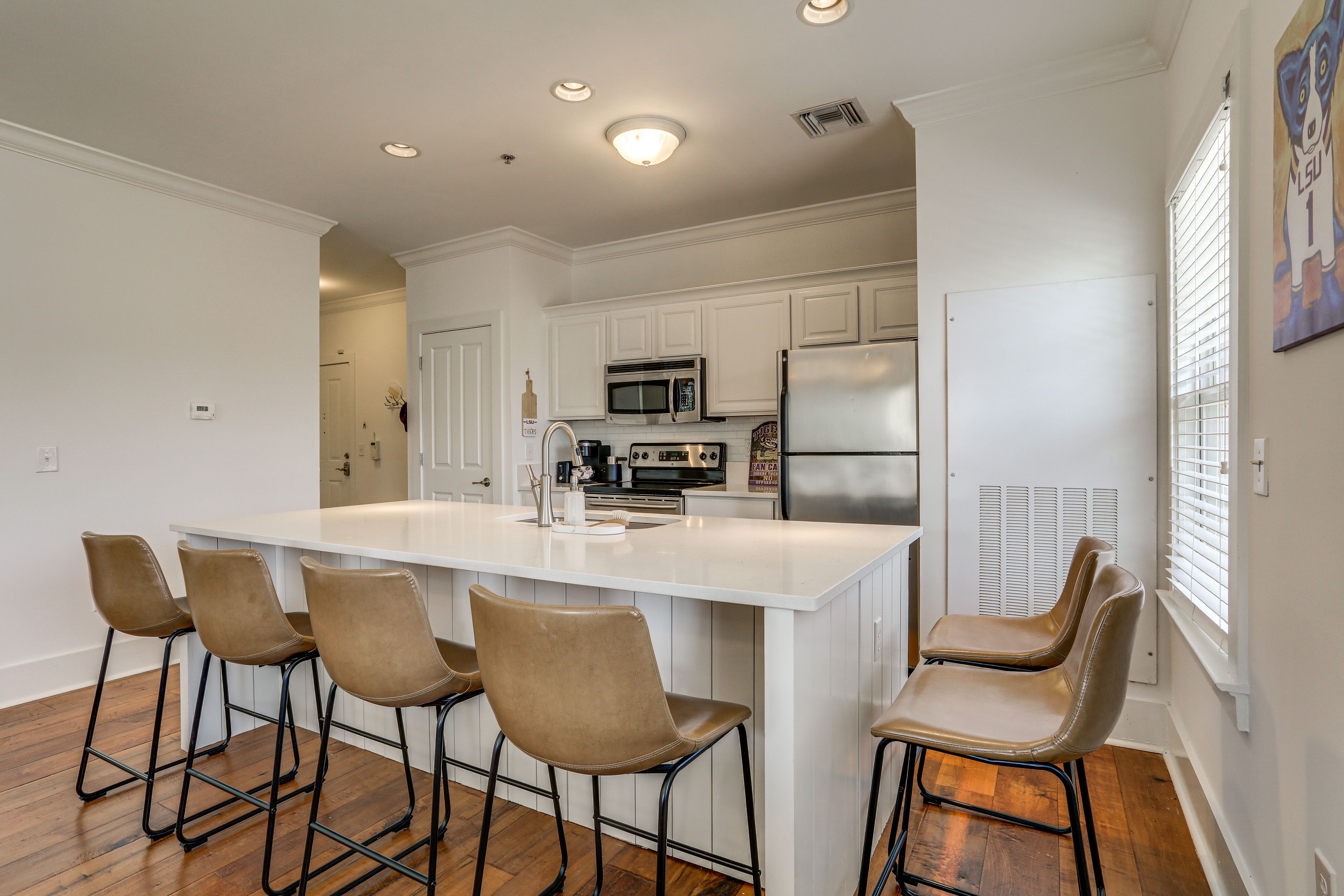 Kitchen | Island Seating