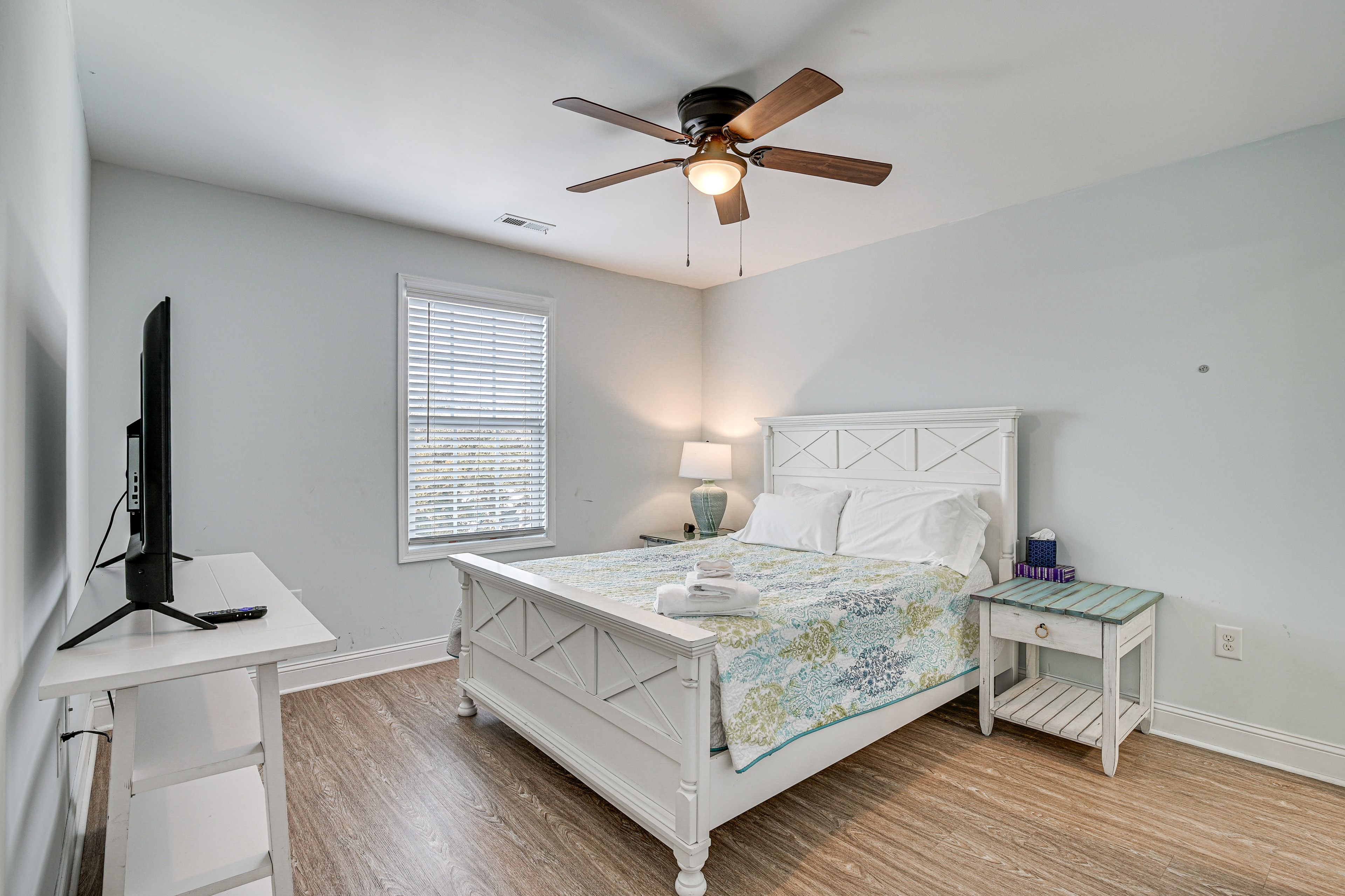 Bedroom 3 | 2nd Floor | Queen Bed