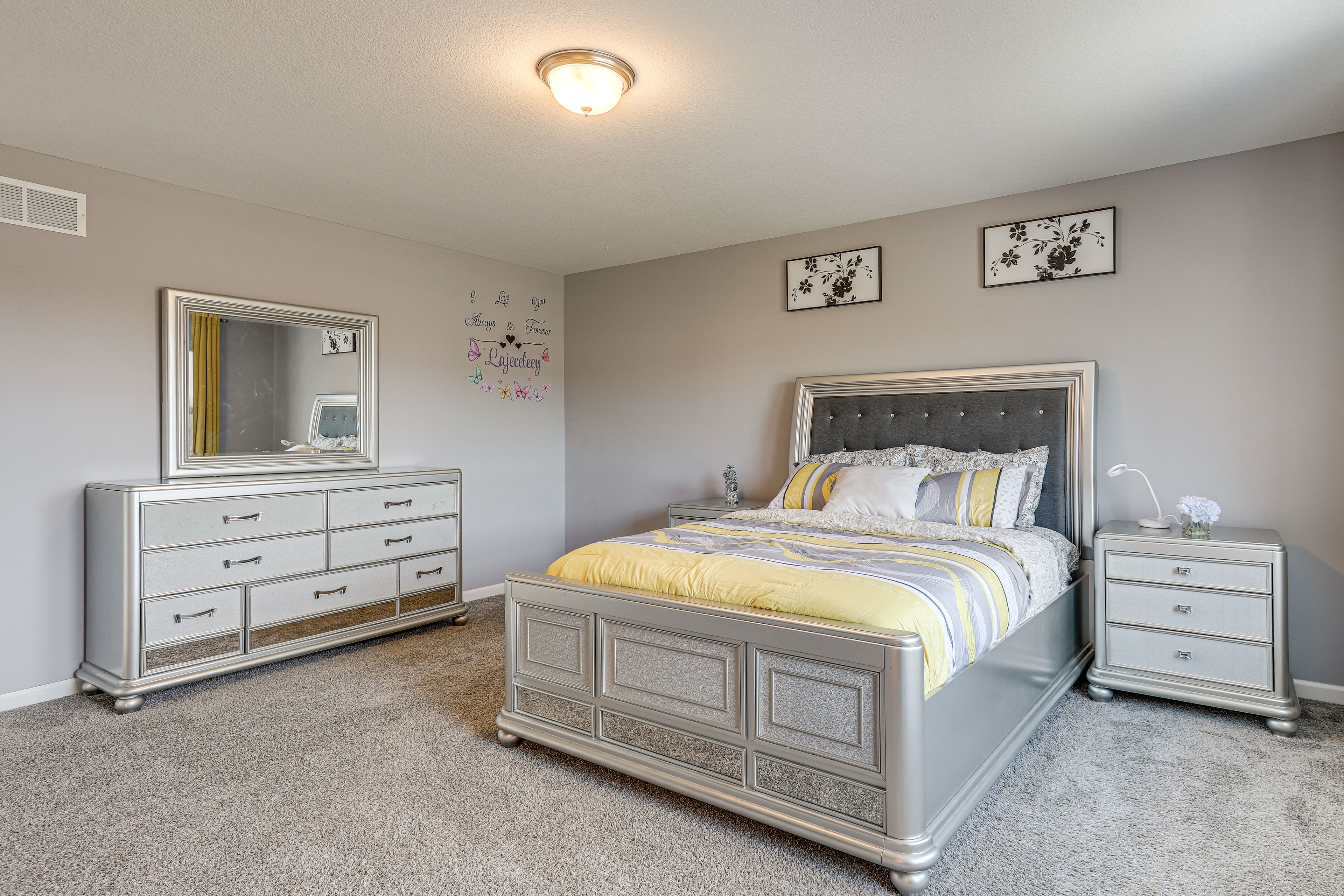 Bedroom 1 | Queen Bed | 2nd Floor