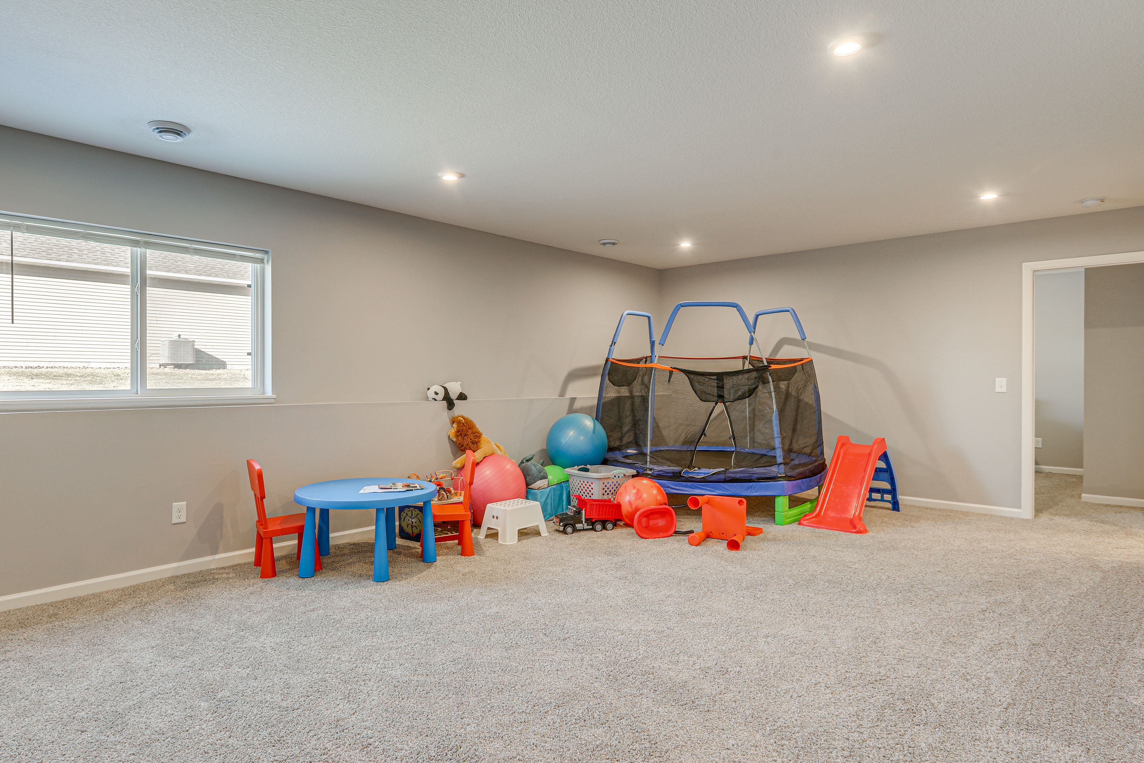 Kids Playroom | Toys & Books