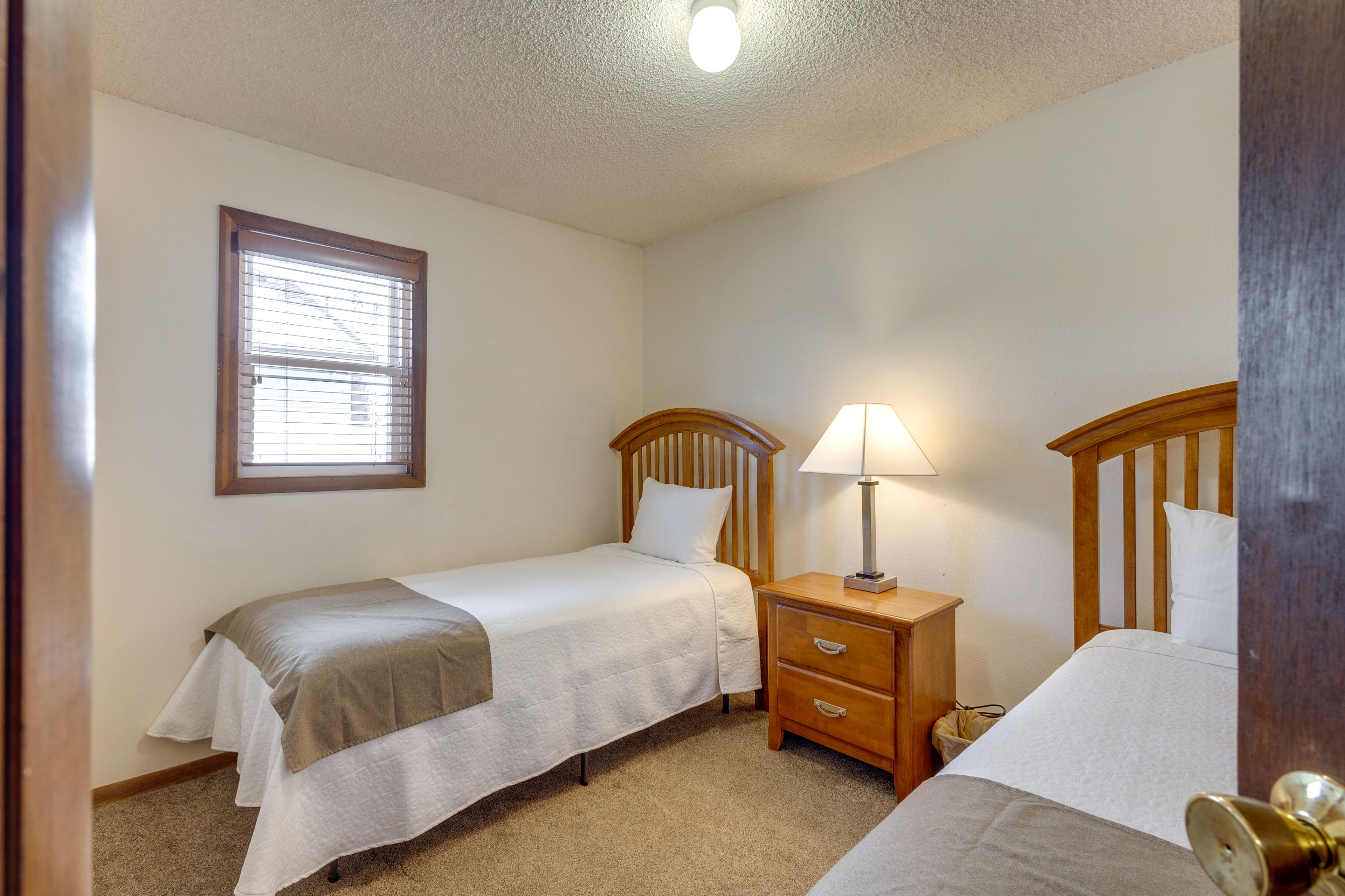 Bedroom 3 | 2 Twin Beds | Upper Level