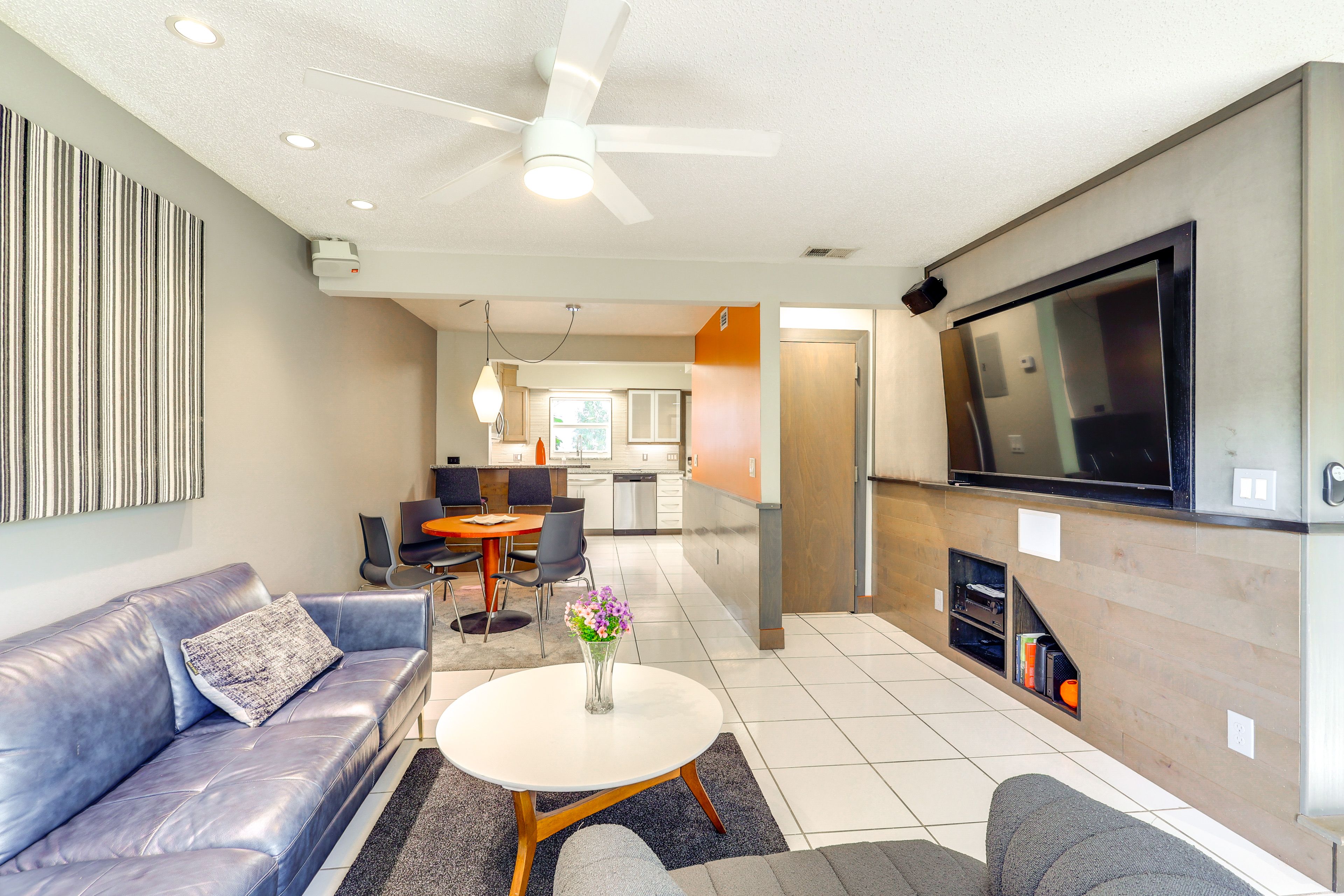 Tampa Vacation Rental | 2BR | 1.5BA | 1,200 Sq Ft | 1 Step to Enter