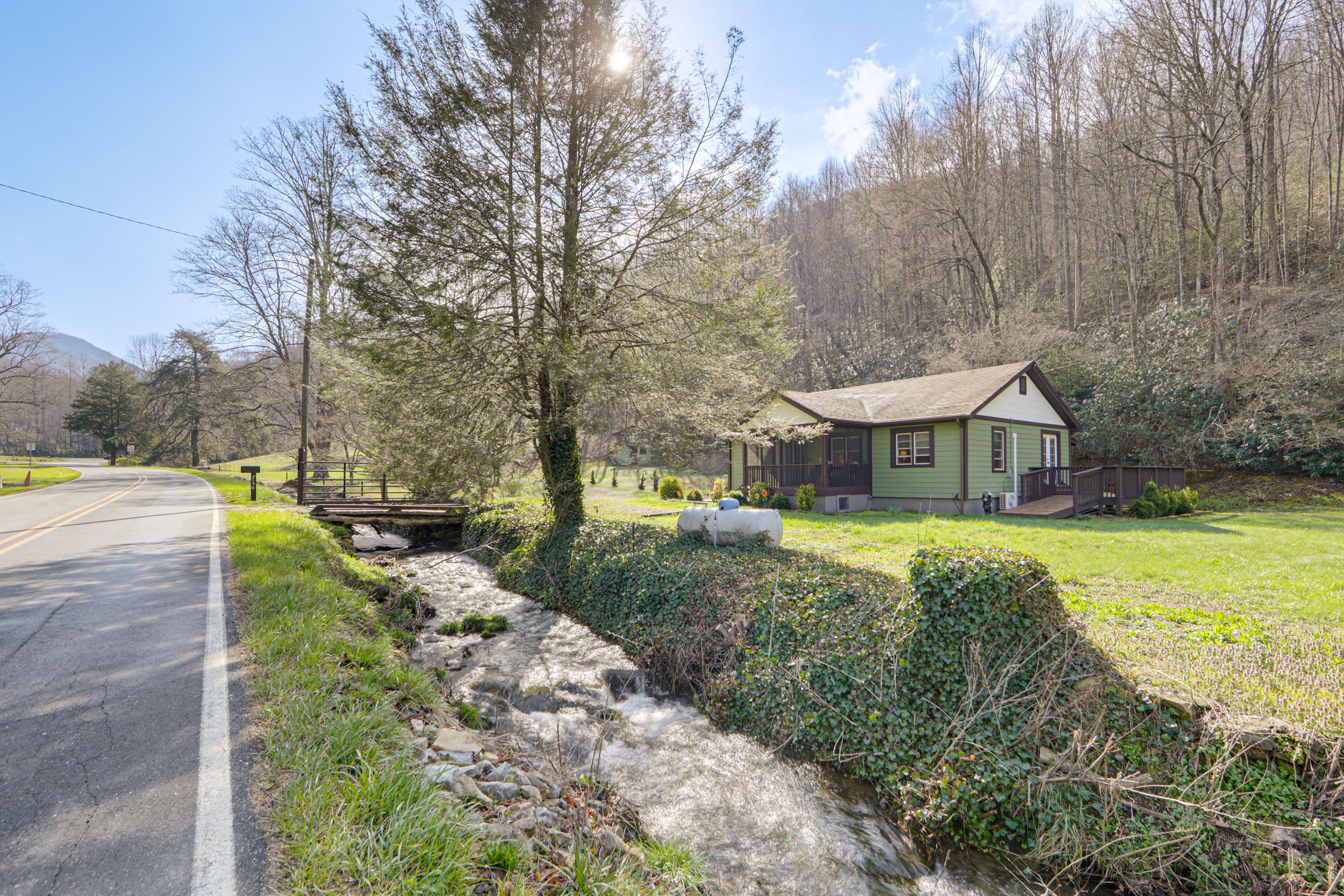 Property Exterior | Single-Story Home