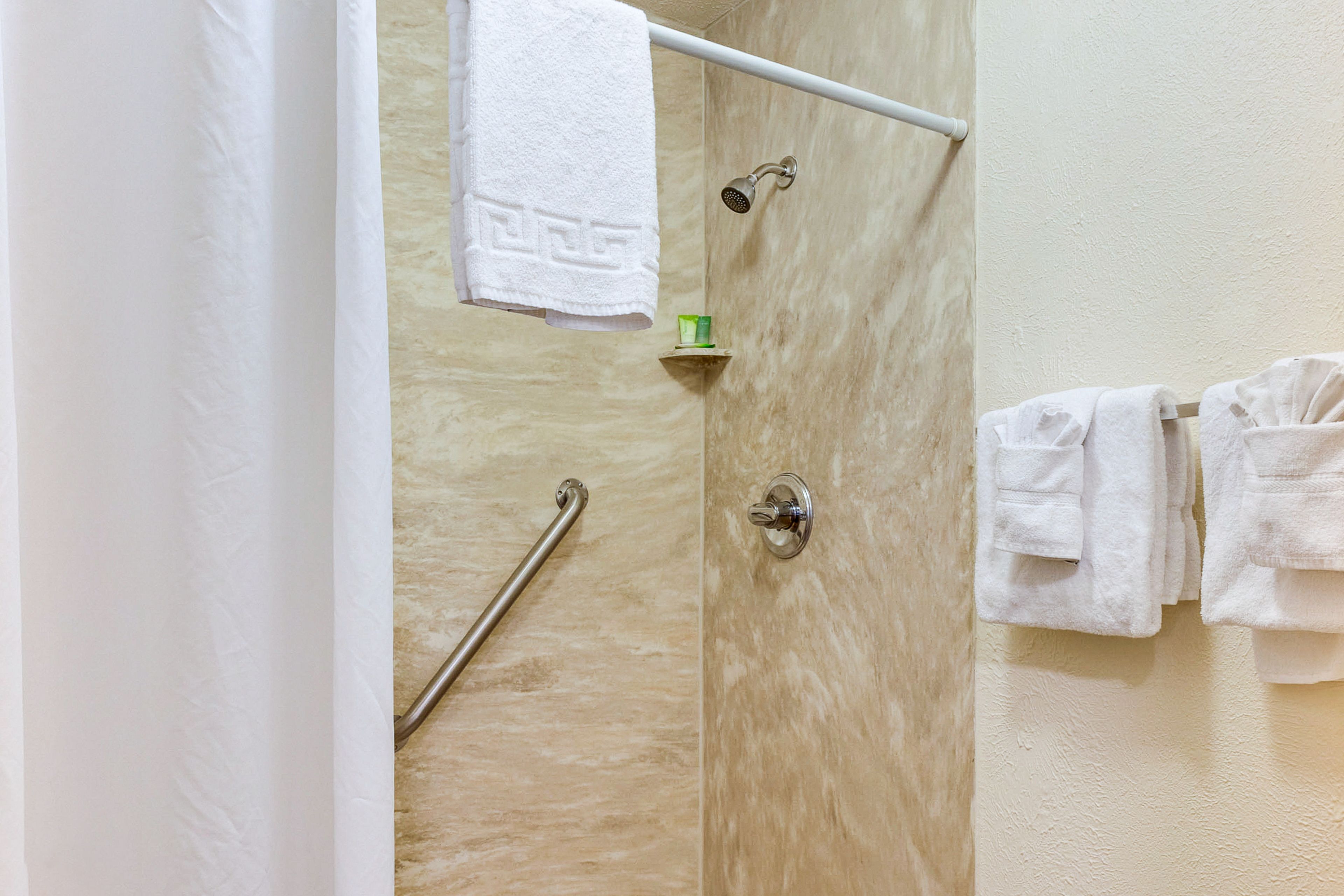 Bathroom | Upper Level