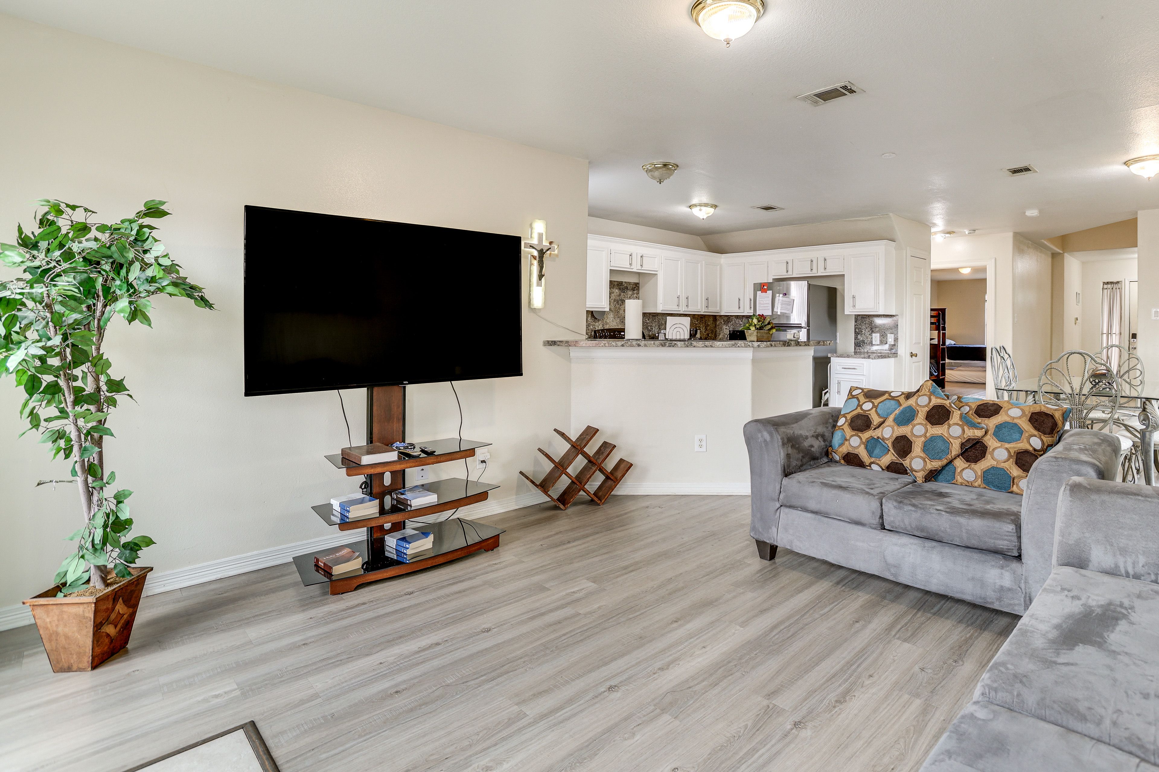 Houston Vacation Rental | 4BR | 2.5BA | 2,000 Sq Ft