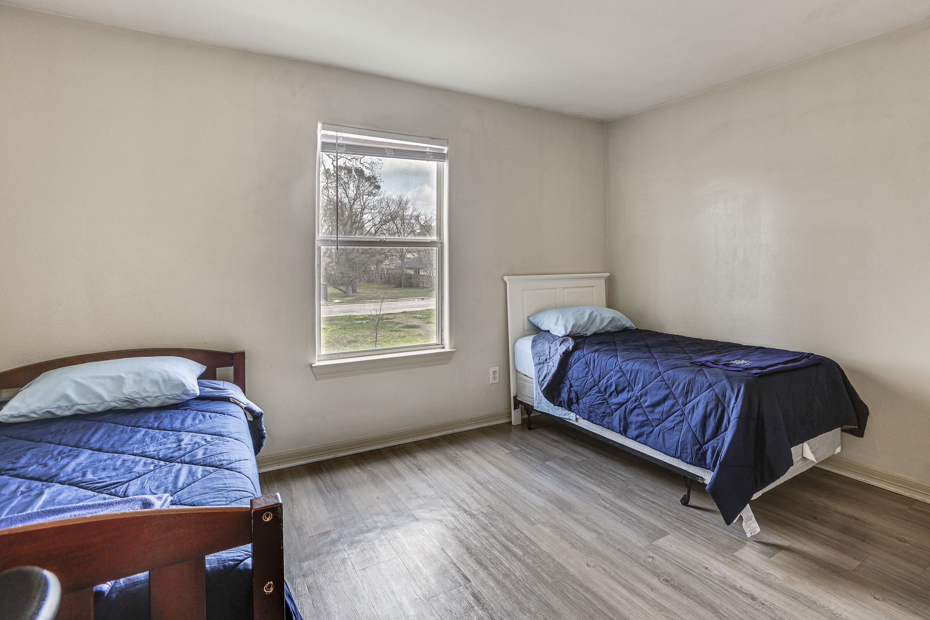 Bedroom 3 | 2 Twin Beds | Twin Floor Mattress | 2nd Floor