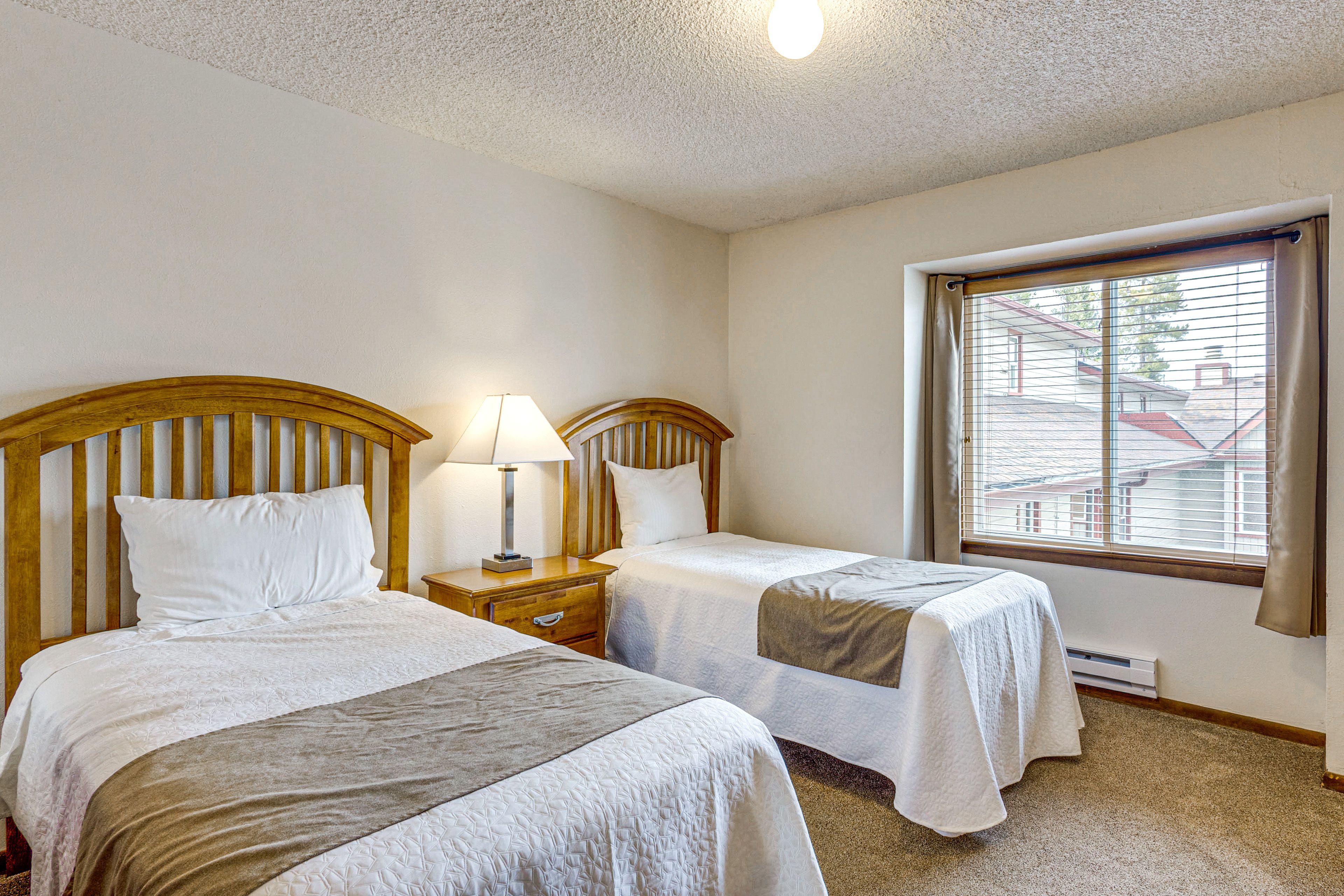 Bedroom 3 | 2 Twin Beds | 2nd Floor