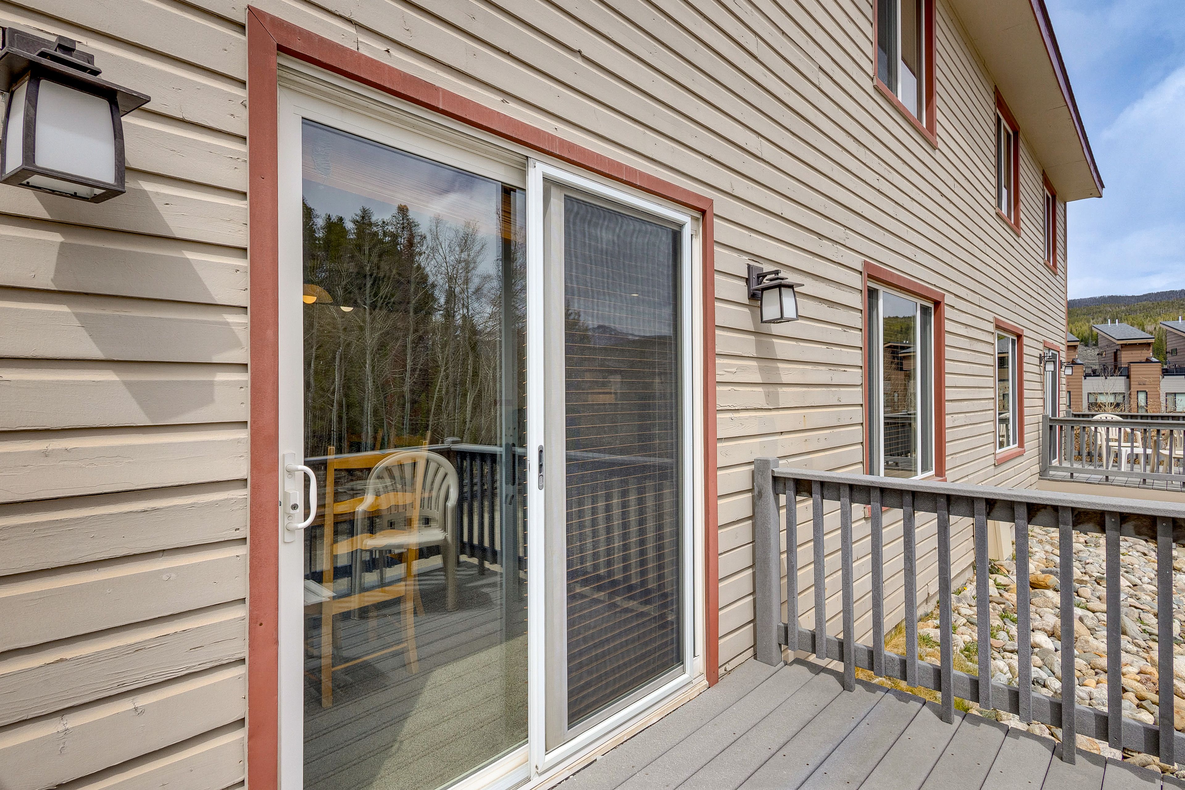 Private Deck