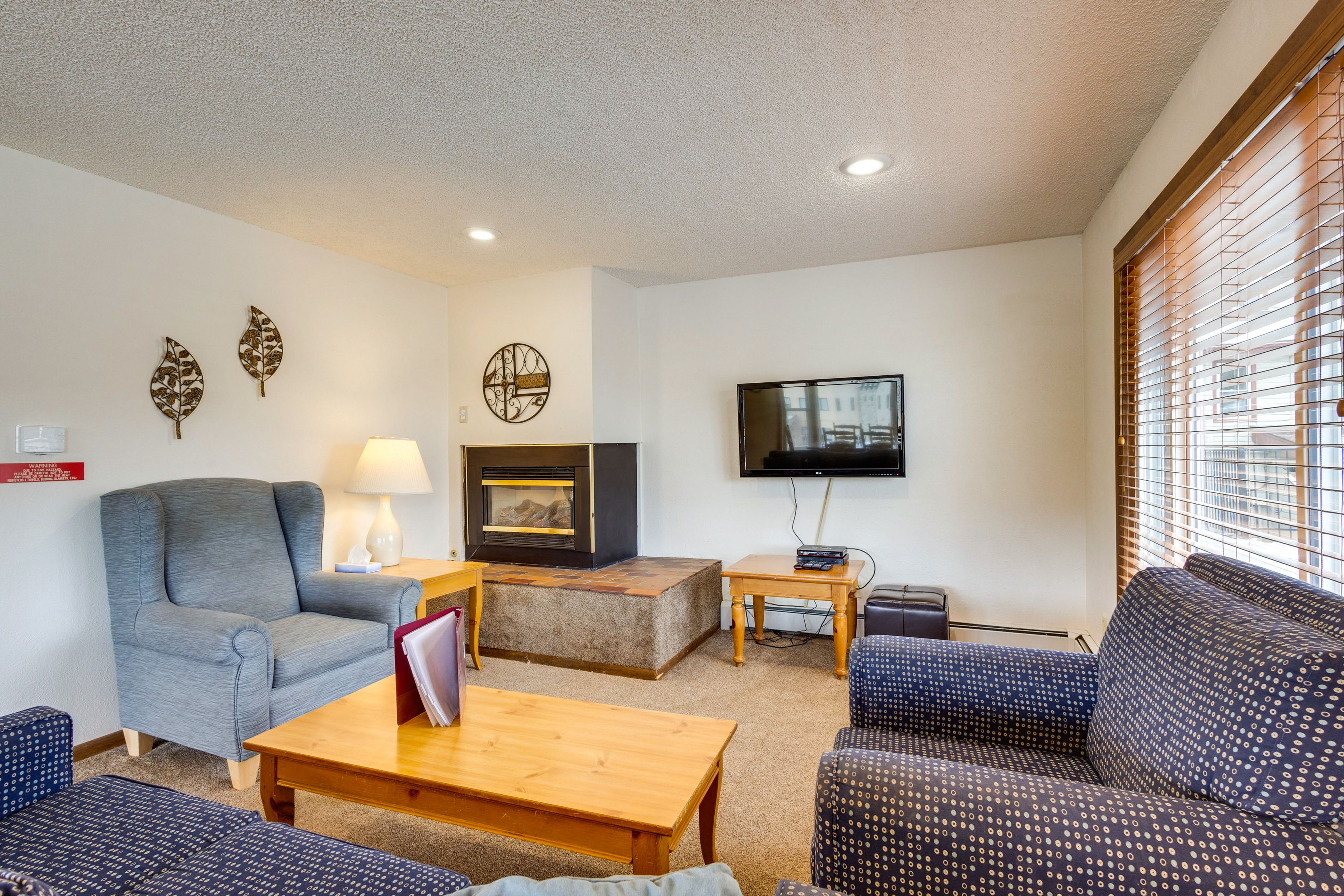 Living Room | Queen Sleeper Sofa | 1st Floor