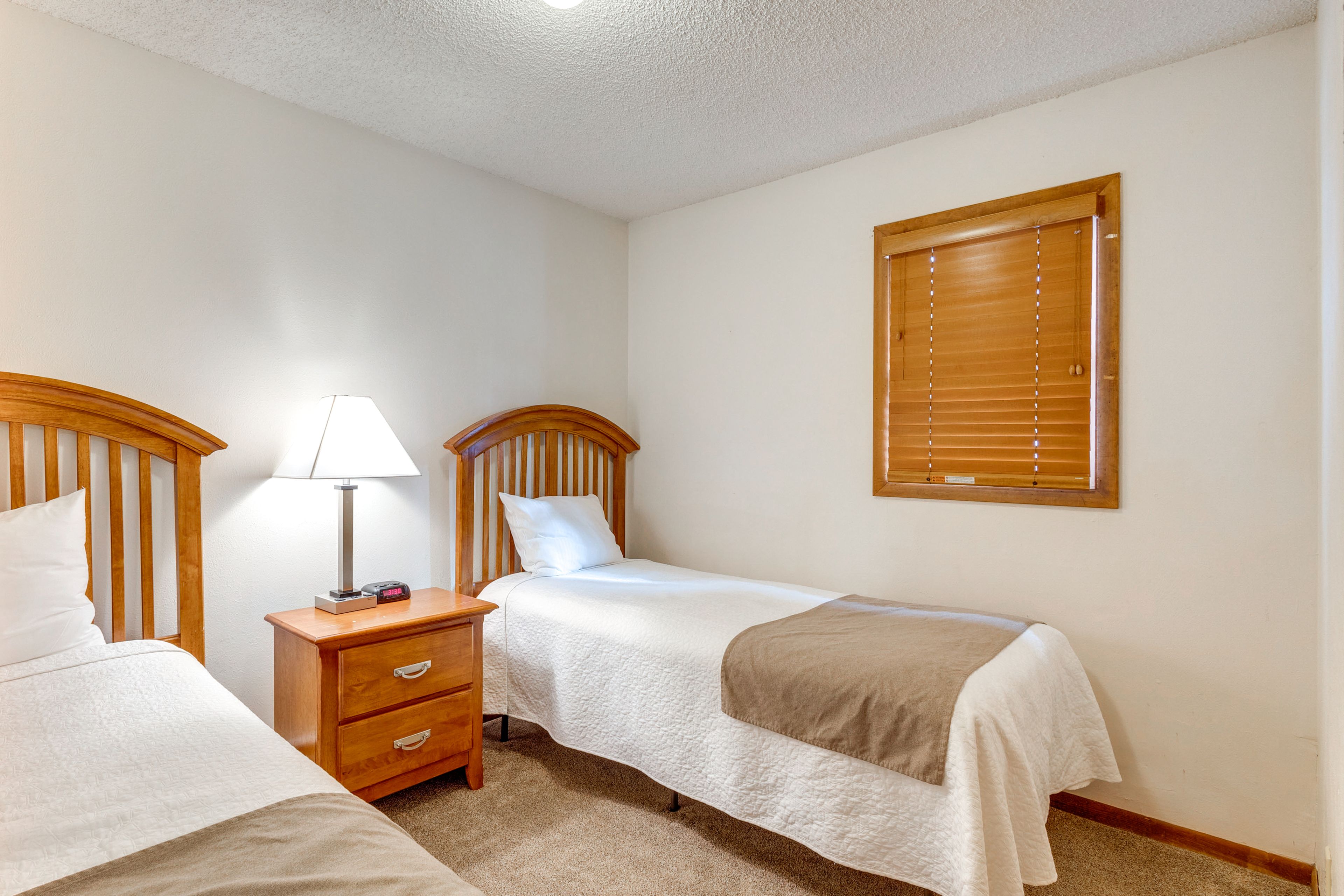 Bedroom 3 | 2 Twin Beds | 2nd Floor