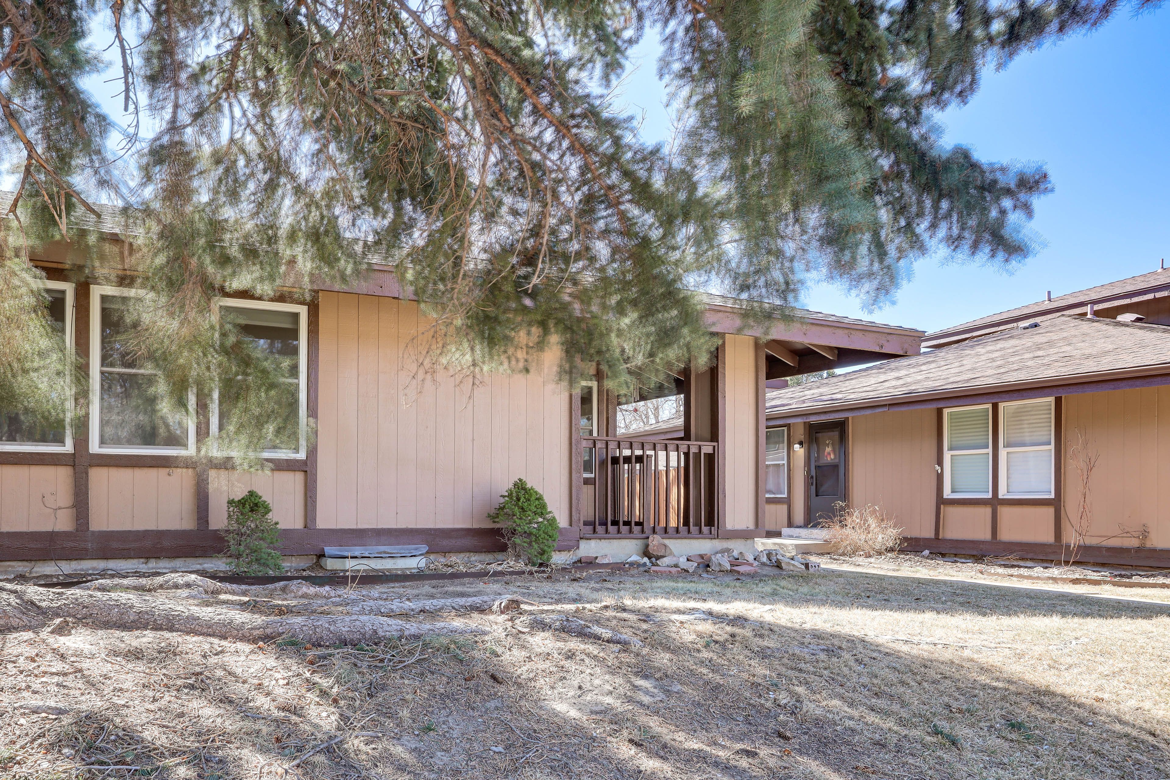 Parking | Carport (1 Vehicle) | Street Parking
