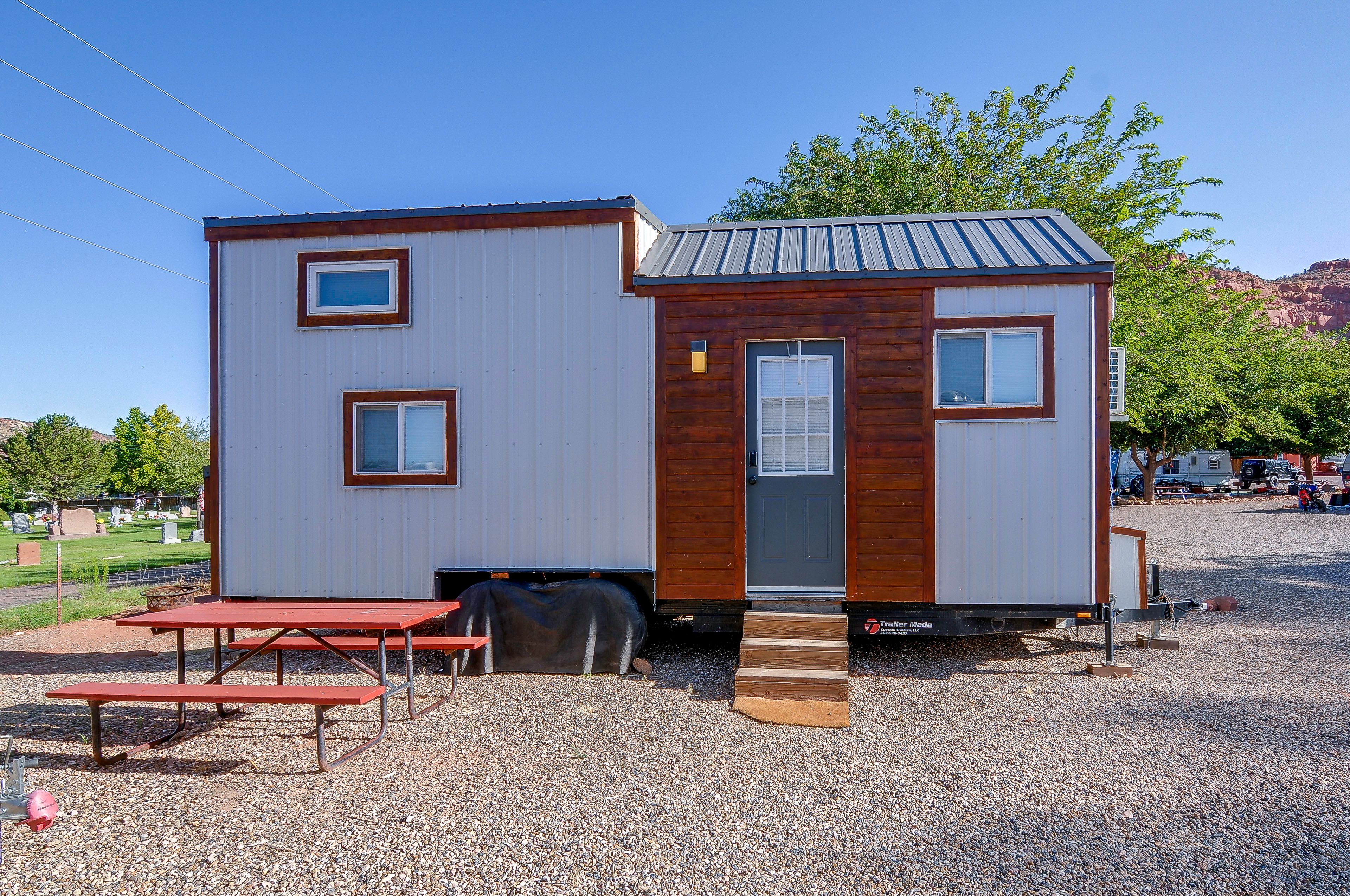 Kanab Vacation Rental | Studio | 1BA | 800 Sq Ft | Stairs Required