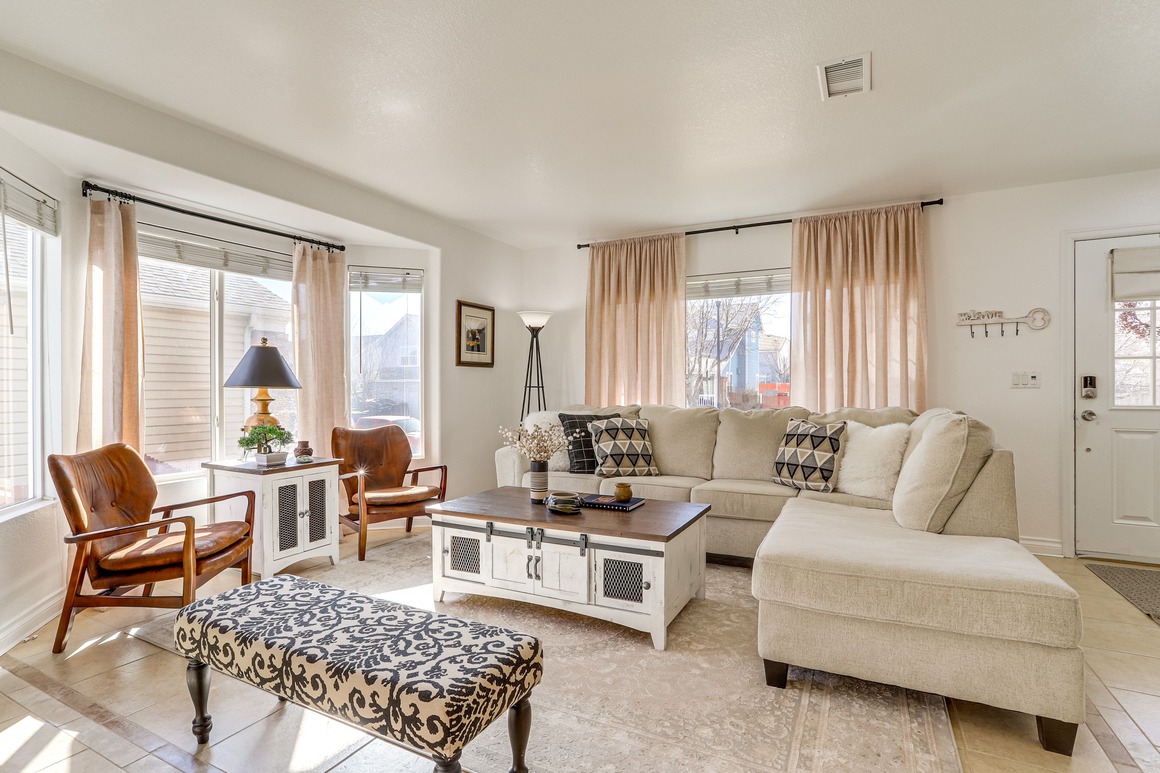 Sitting Room | 1st Floor