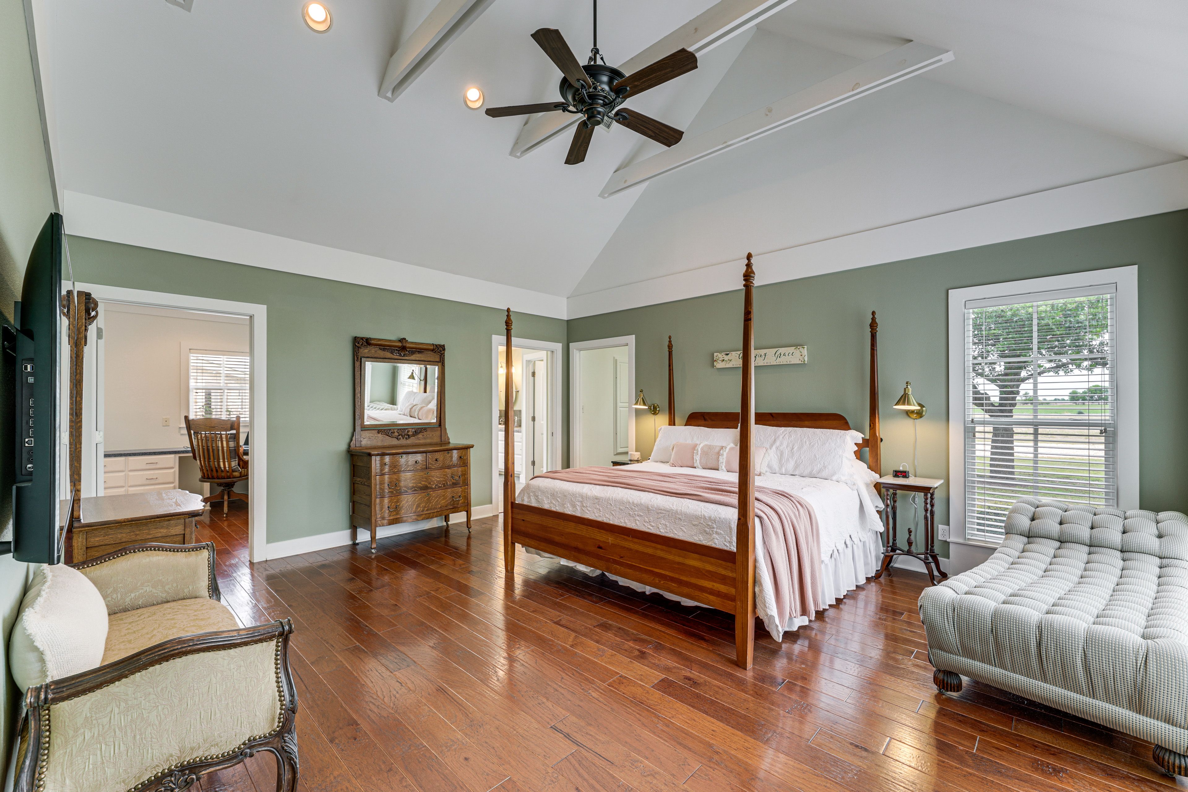 Bedroom 1 | King Bed | Dedicated Workspace | 1st Floor