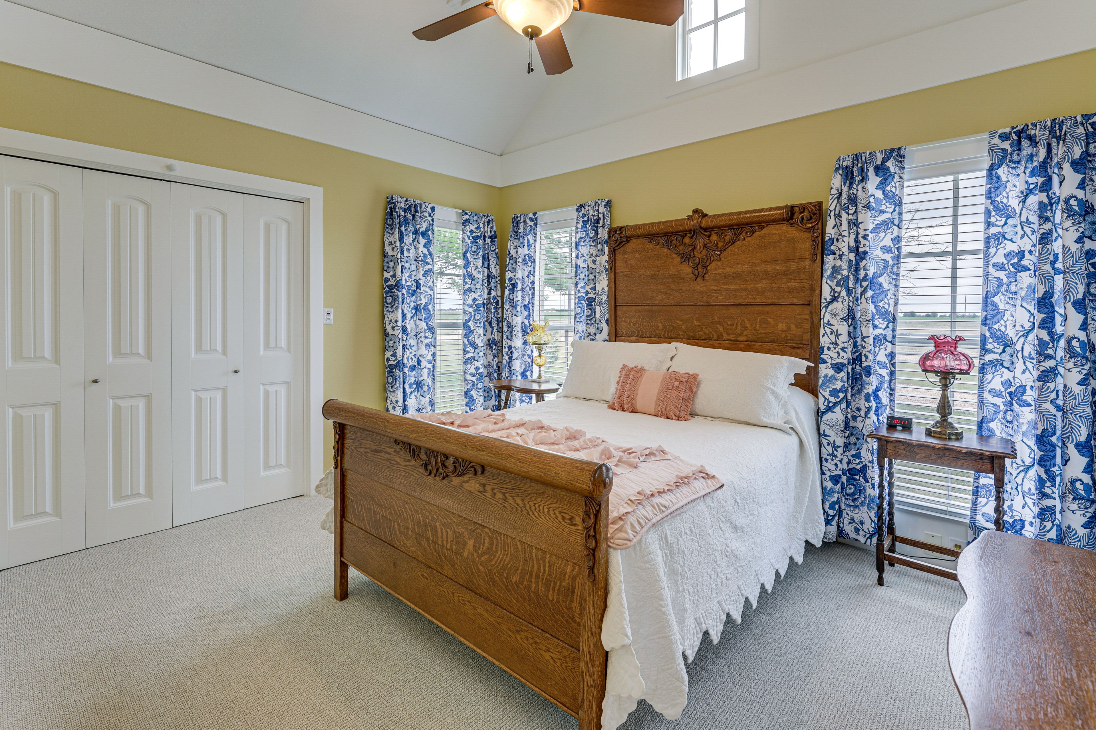 Bedroom 2 | Queen Bed | 1st Floor