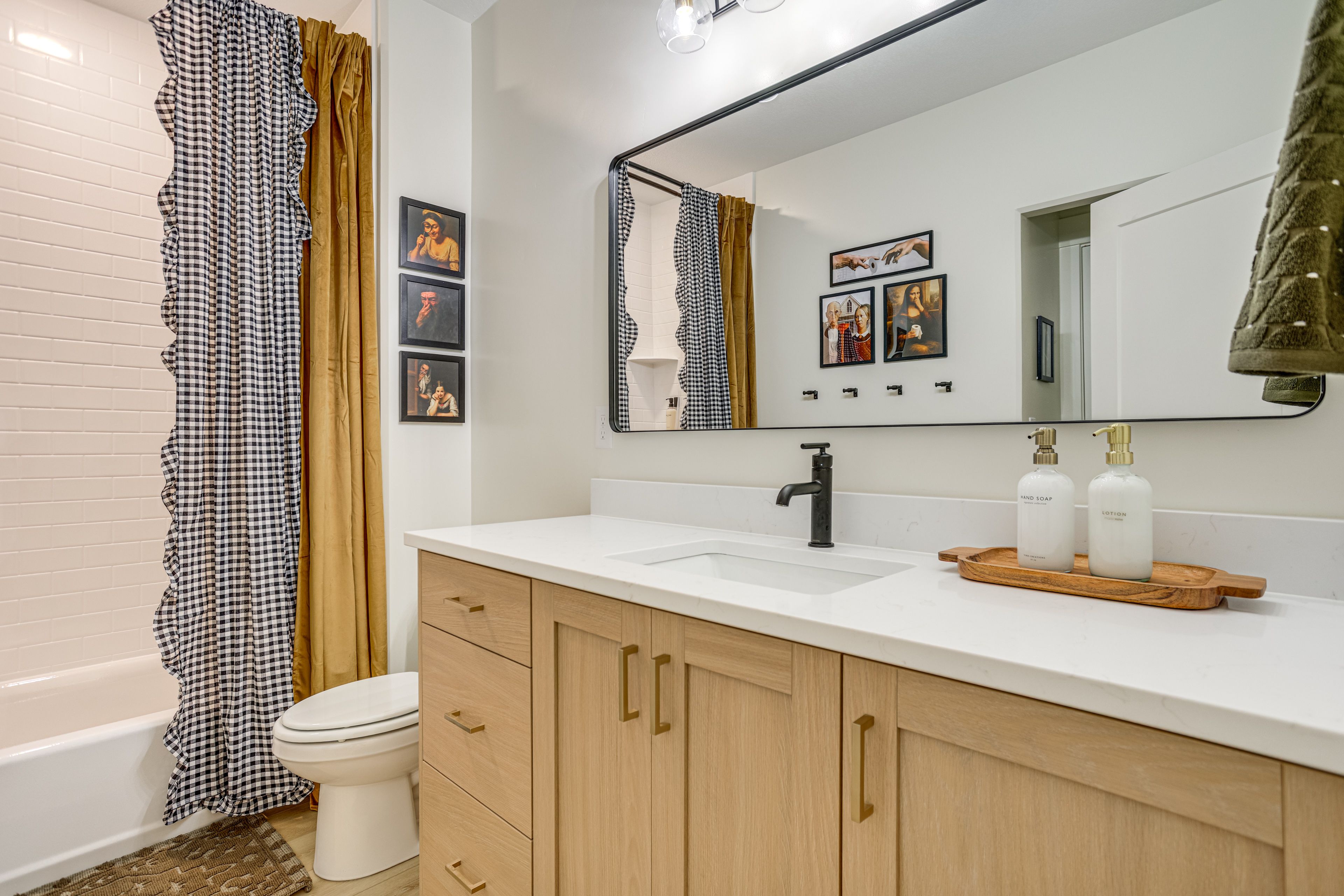 Bathroom | Lower Level