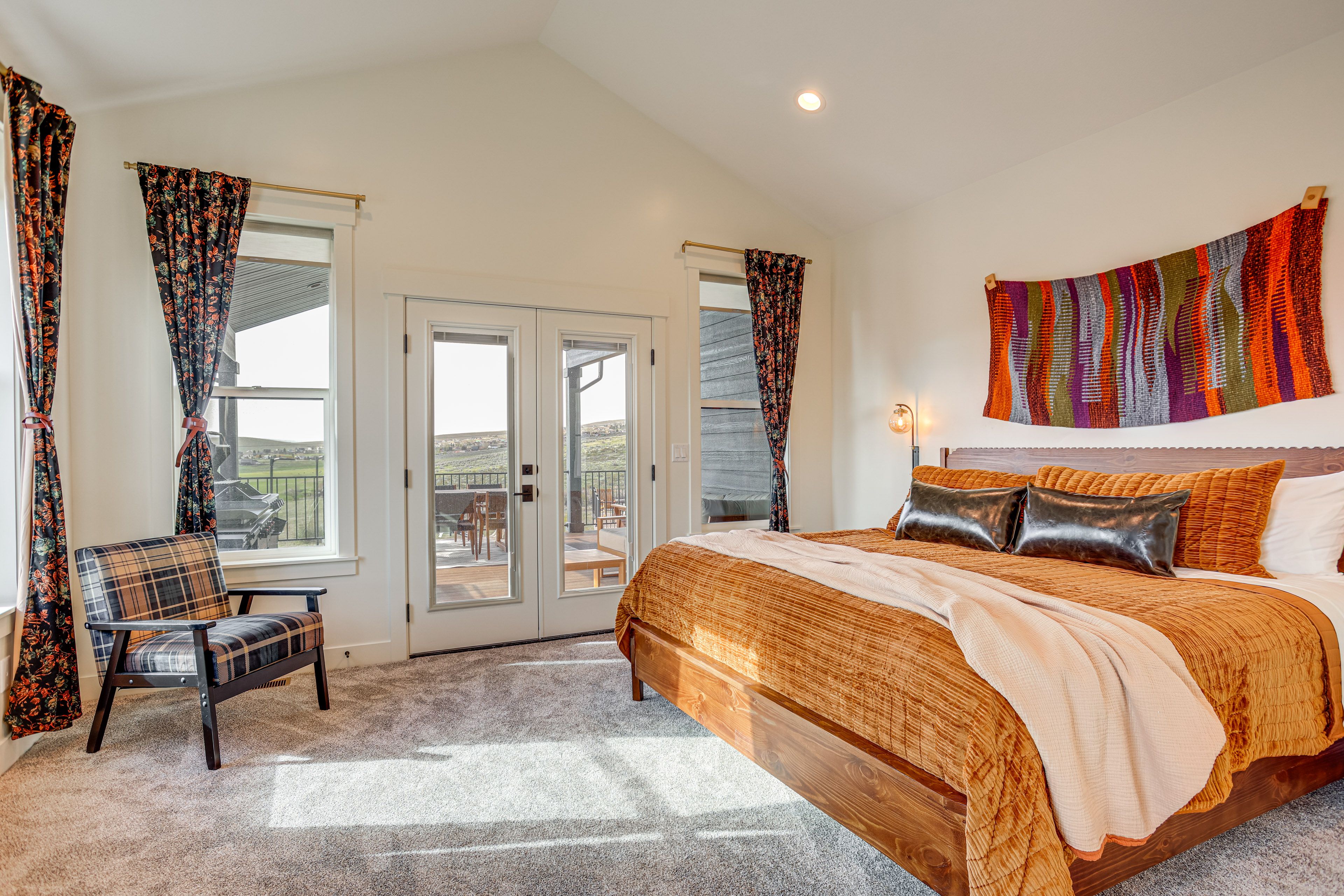 Bedroom 1 | King Bed | Main Level