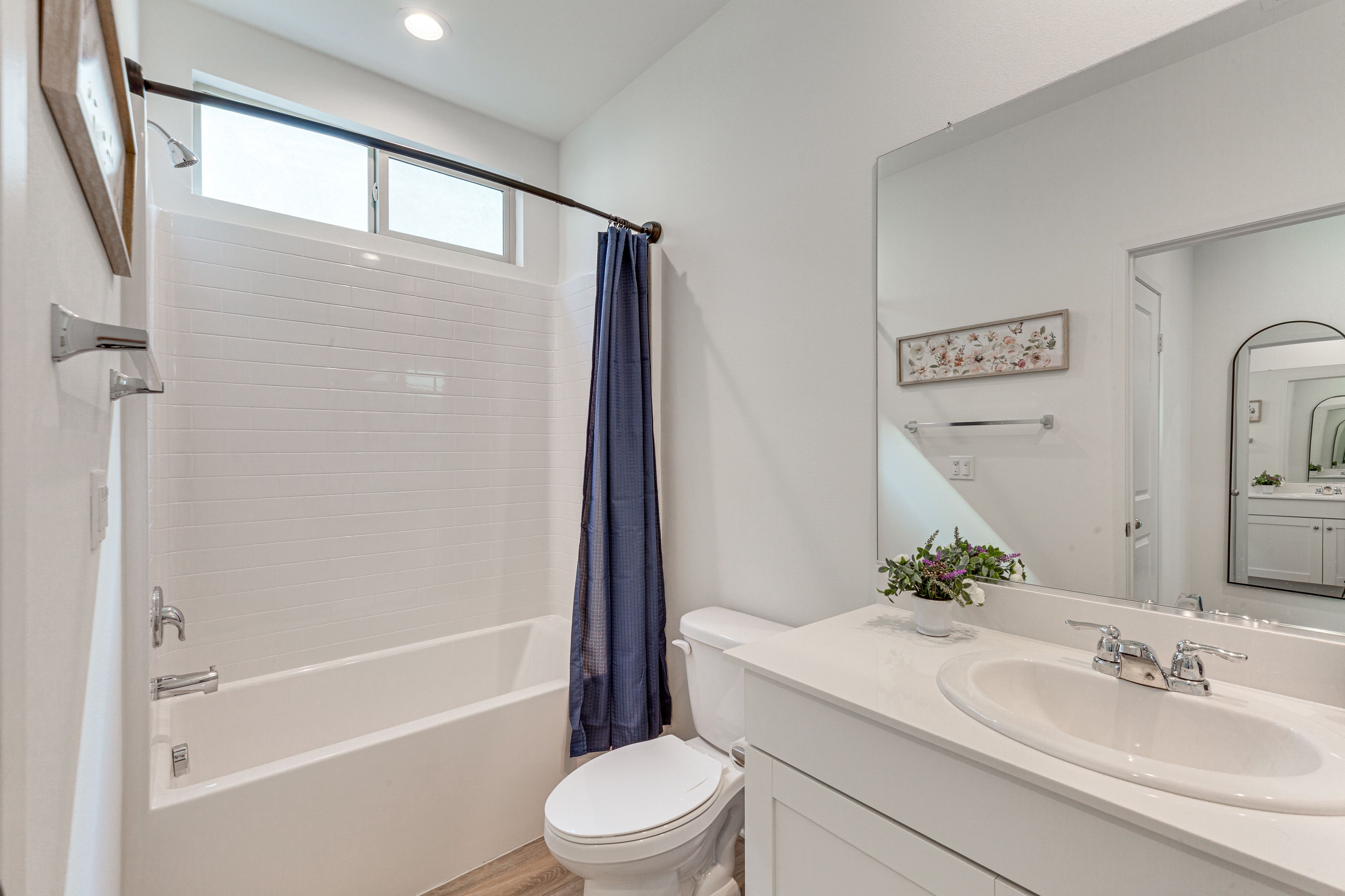 Full Bathroom | 1st Floor