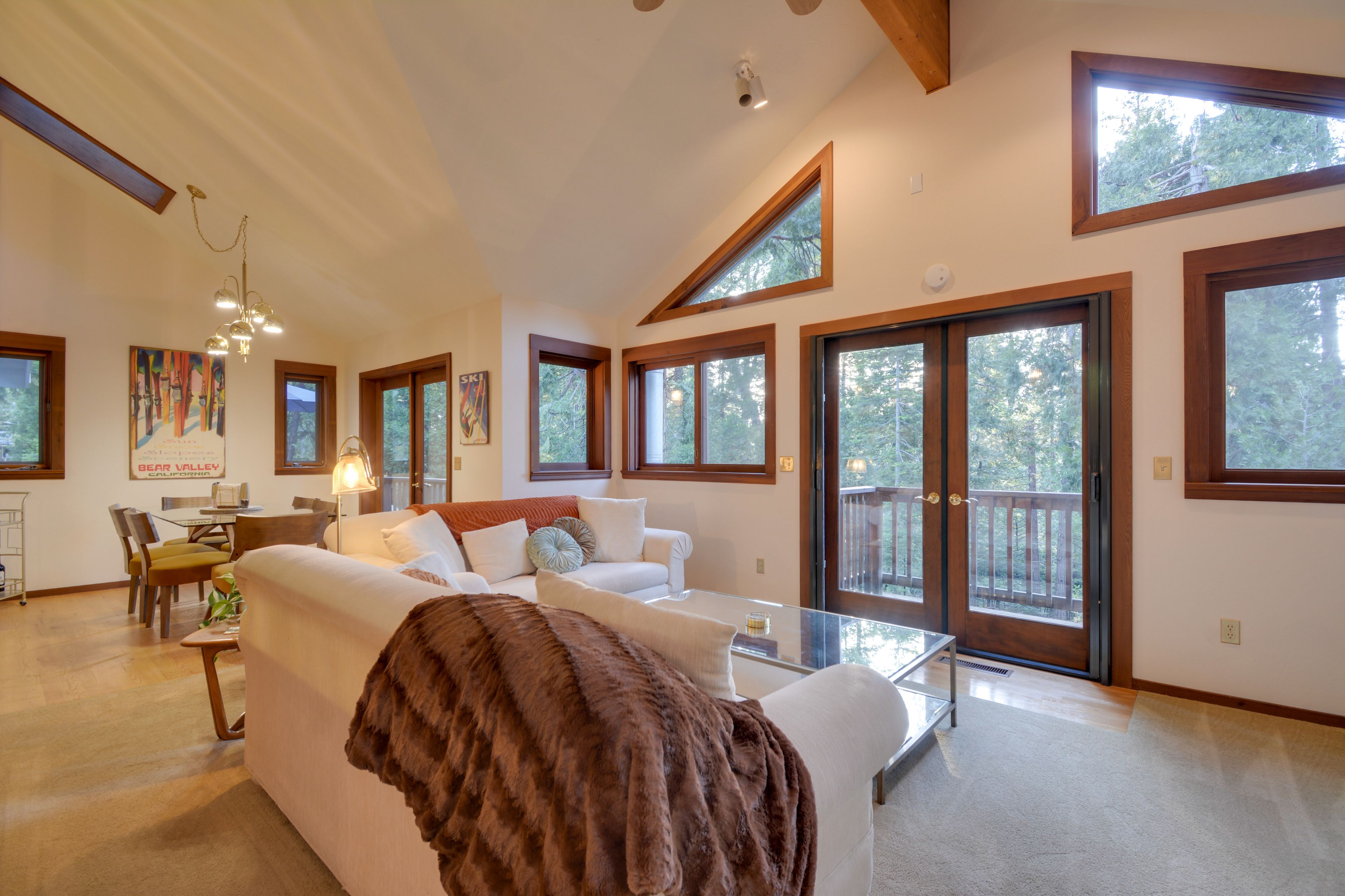 Arnold Vacation Rental | 3BR | 2.5BA | 1,750 Sq Ft | 1 Step for Entry