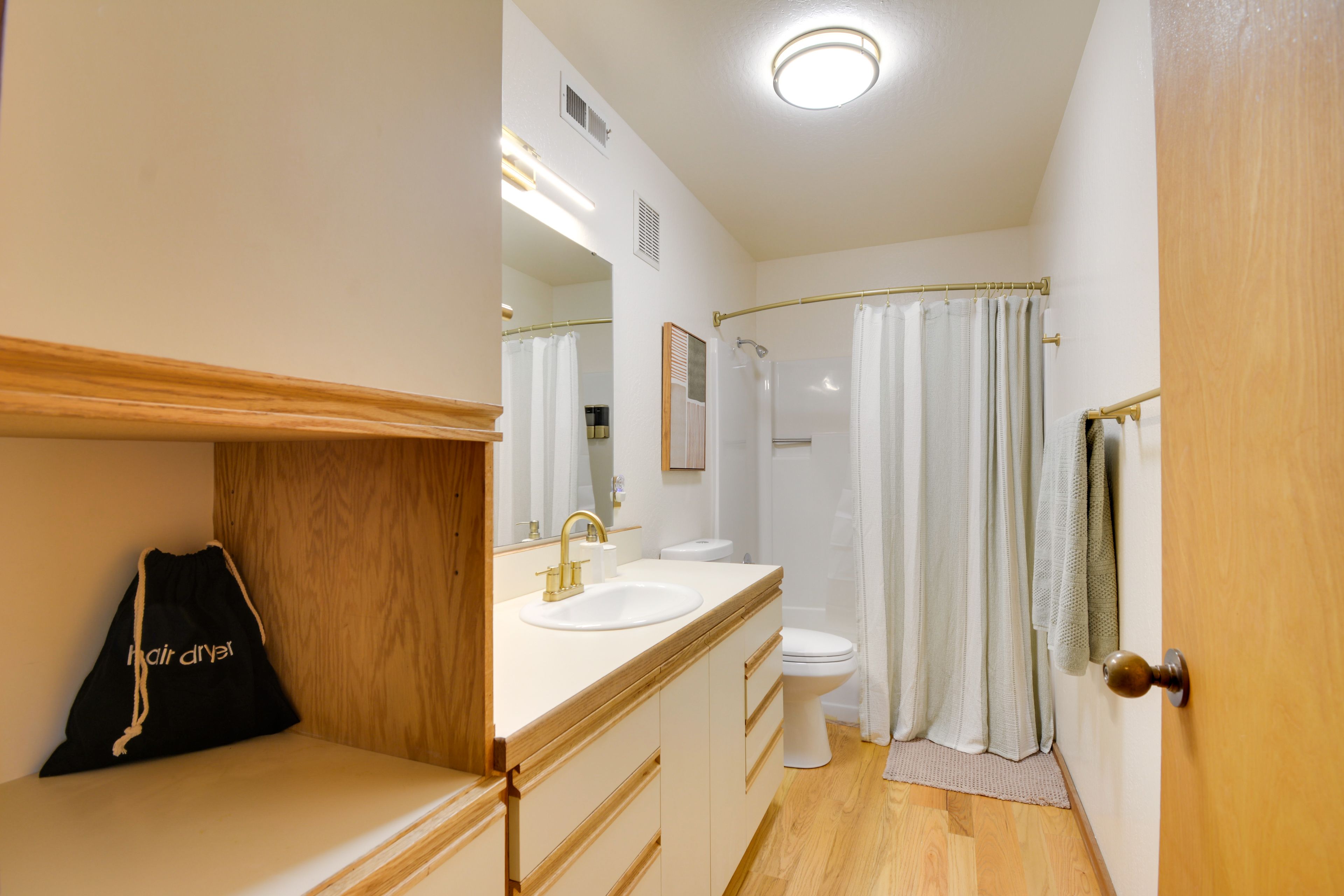 Bathroom | Lower Level