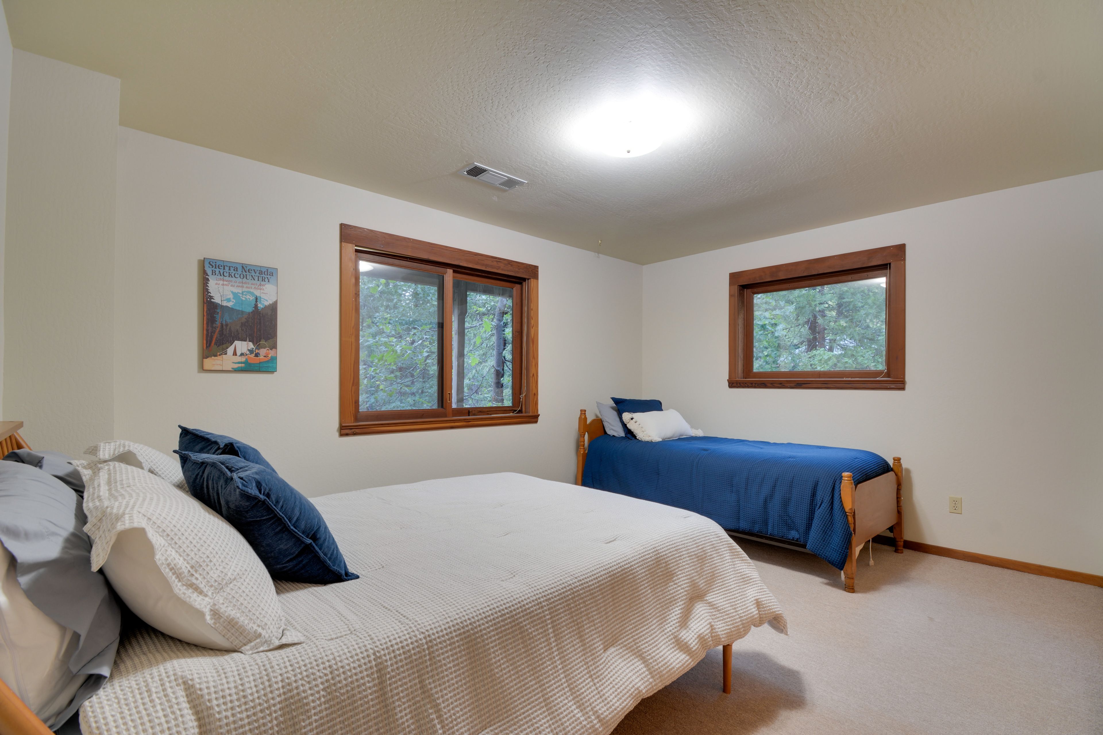 Bedroom 2 | Queen Bed | Twin Bed | Lower Level
